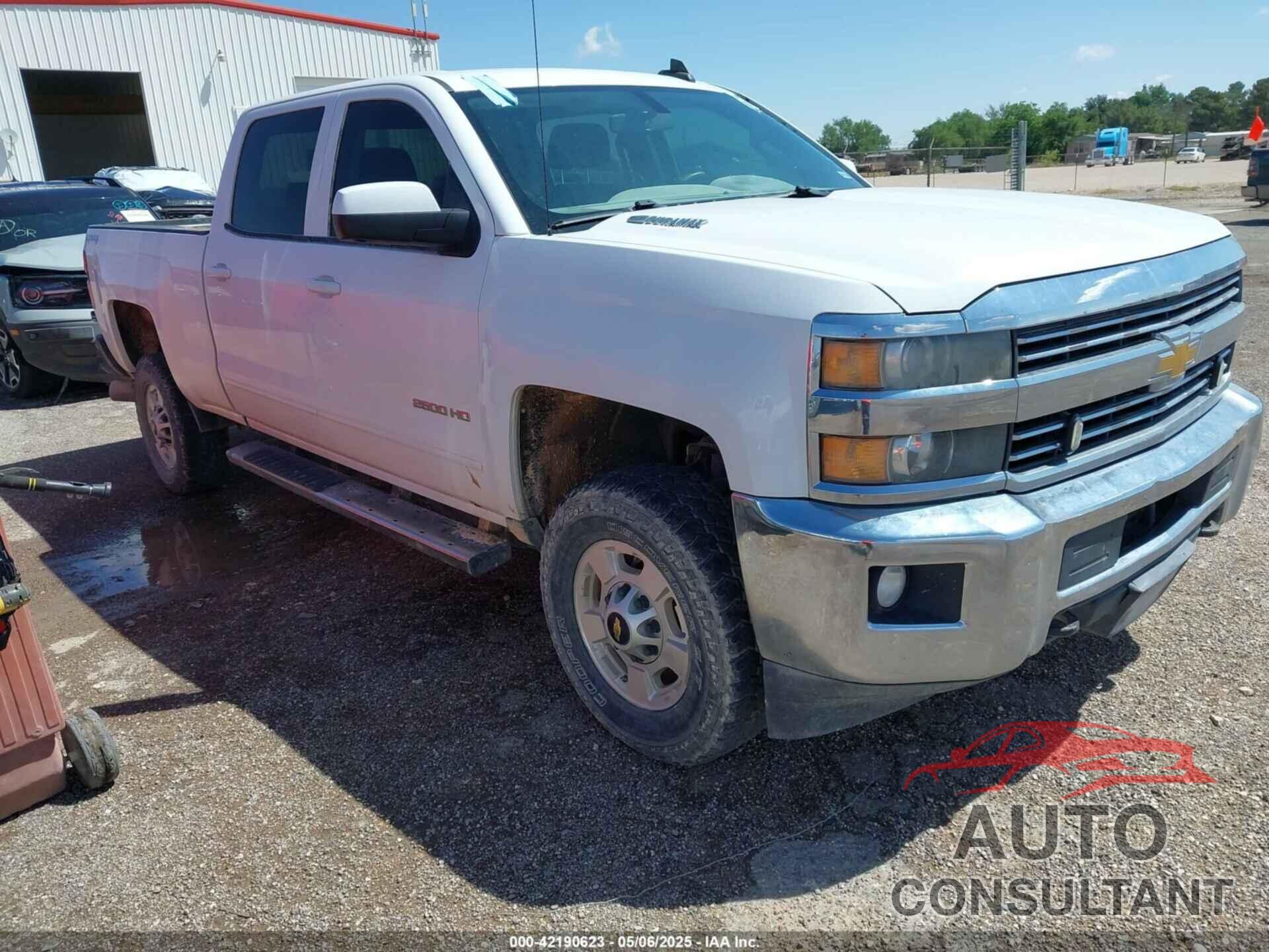CHEVROLET SILVERADO 2015 - 1GC1KVE86FF628600