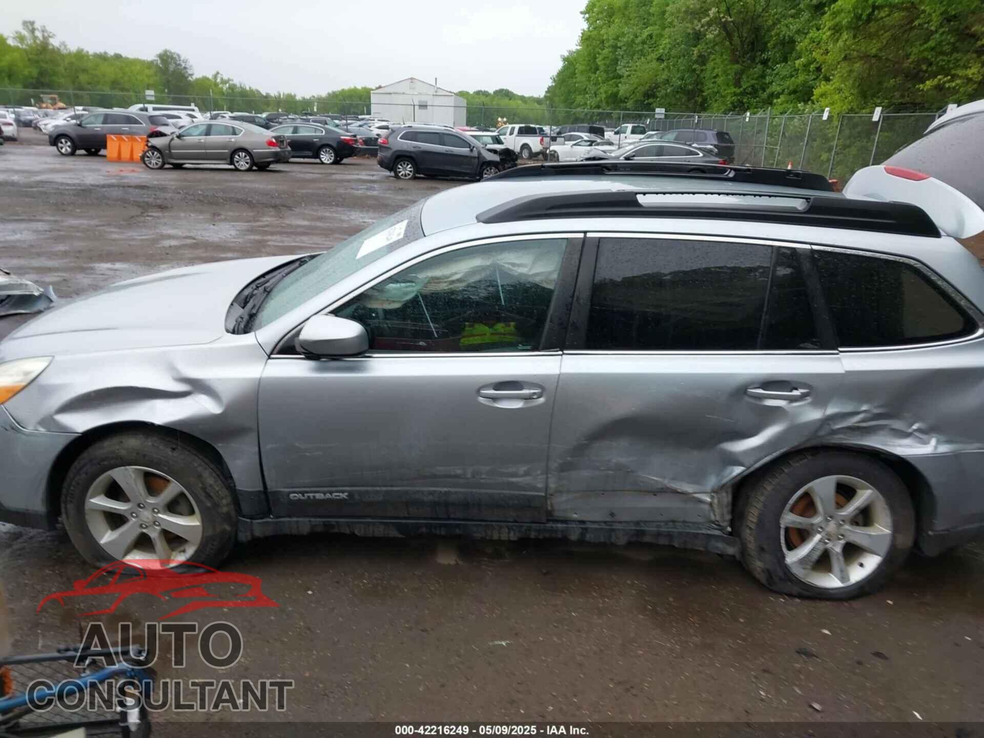SUBARU OUTBACK 2013 - 4S4BRCCC8D1222707