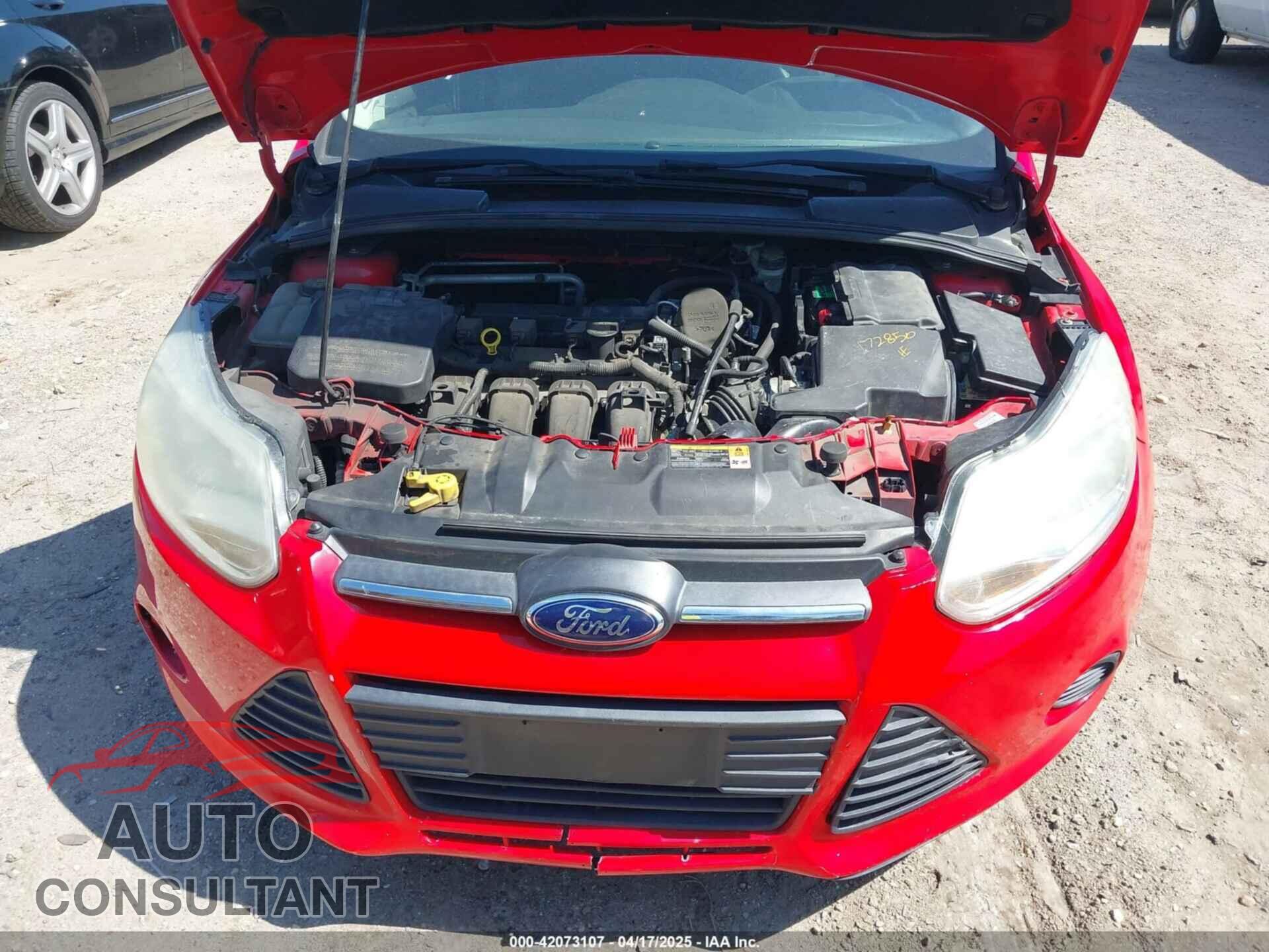 FORD FOCUS 2014 - 1FADP3F2XEL164830