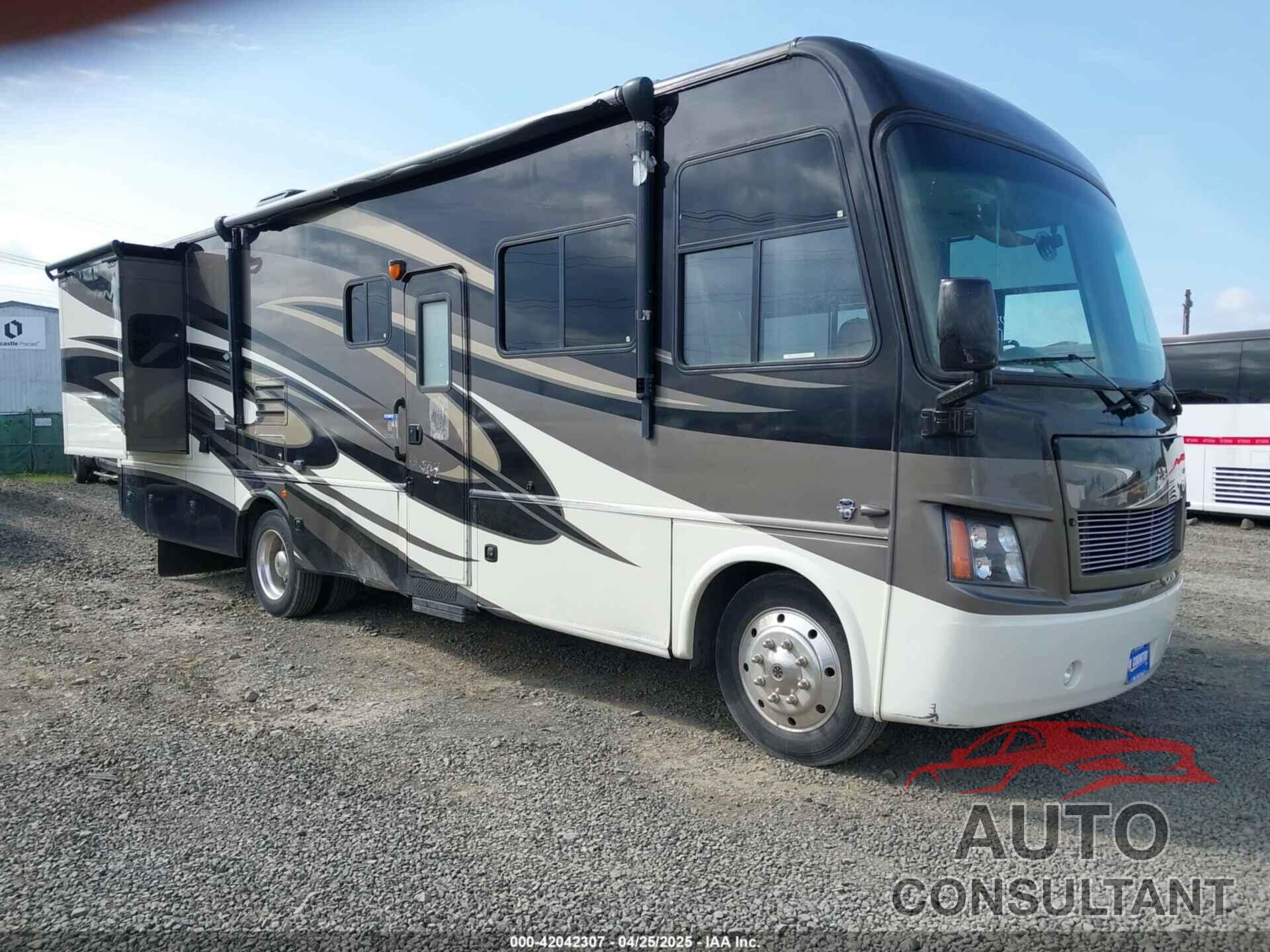 FORD F53 2011 - 1F66F5DY6B0A04498