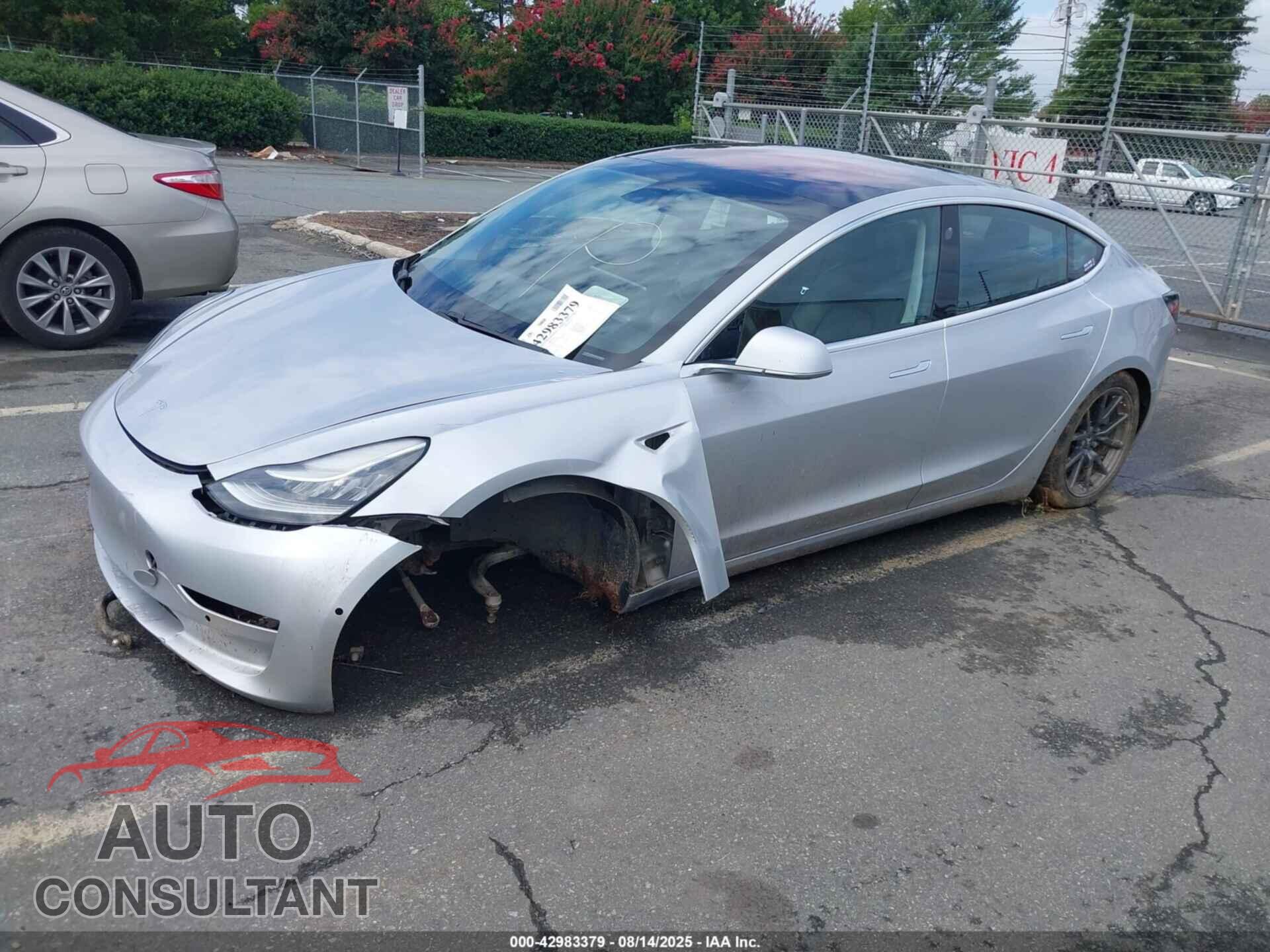 TESLA MODEL 3 2017 - 5YJ3E1EA9HF000694