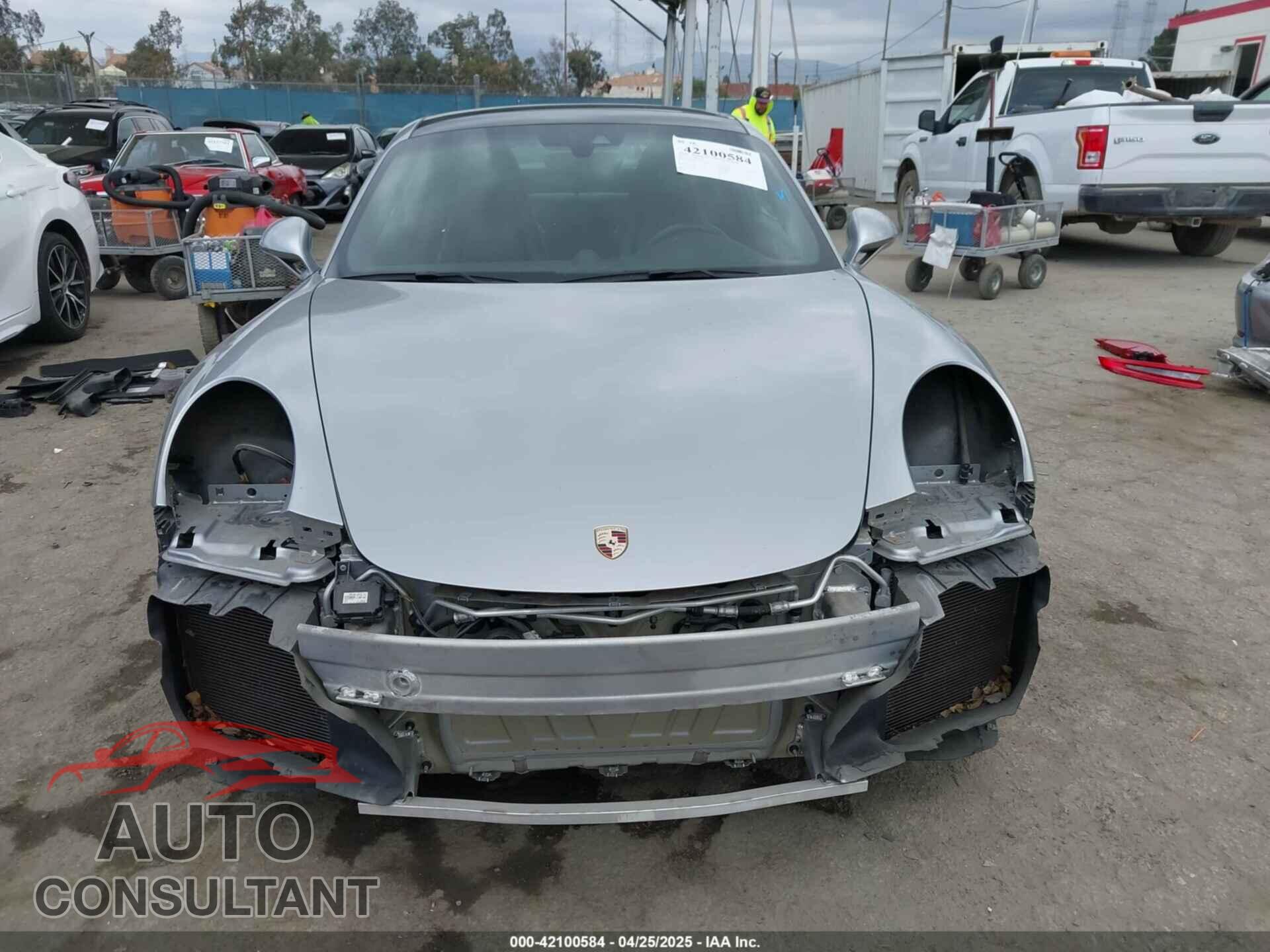 PORSCHE 911 2017 - WP0AB2A99HS122797