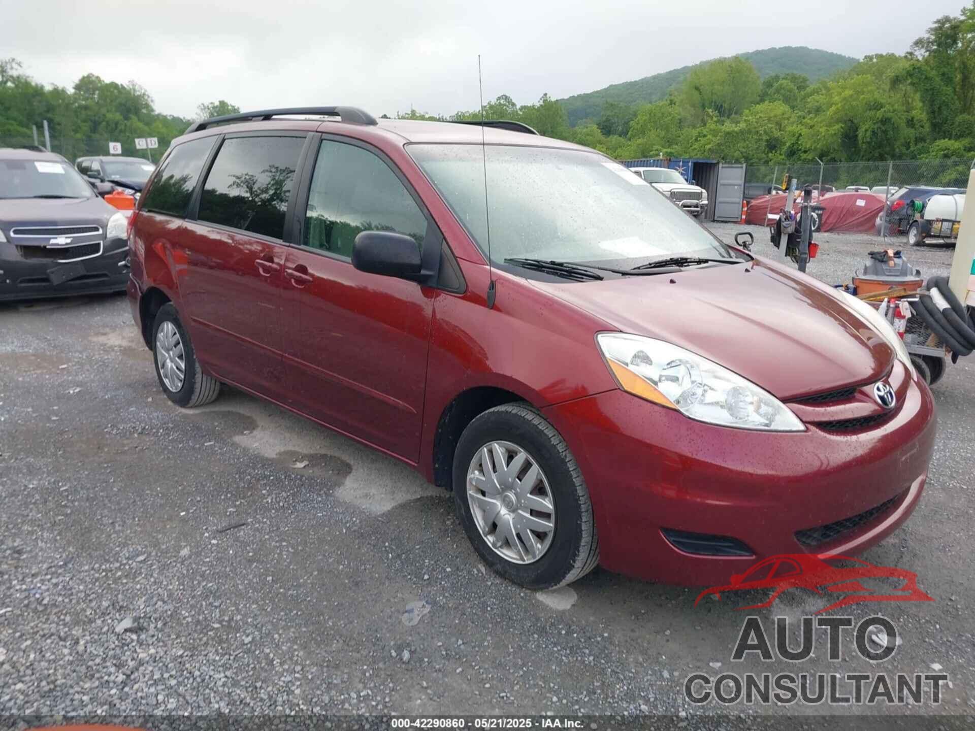 TOYOTA SIENNA 2010 - 5TDKK4CC6AS333477