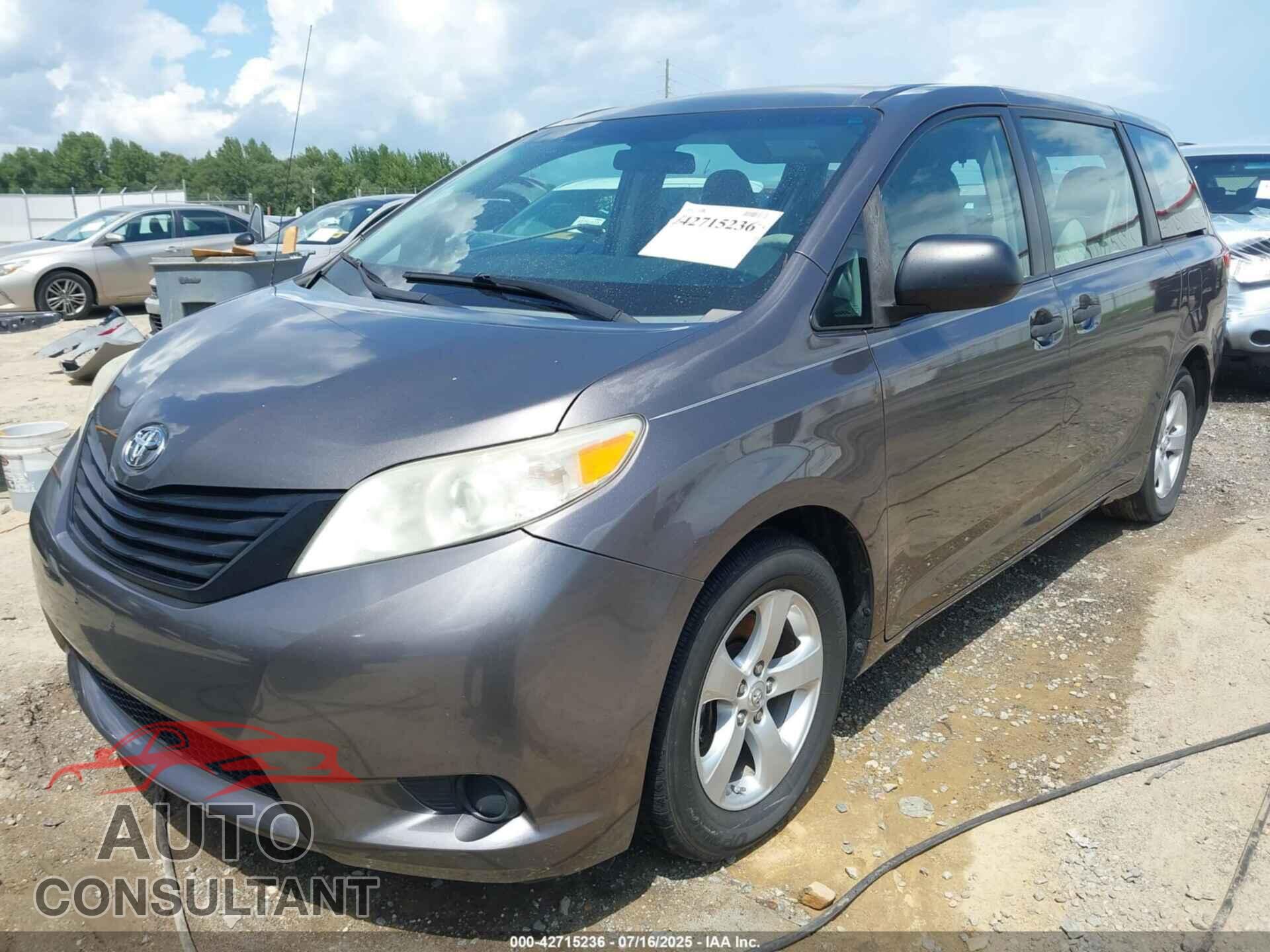 TOYOTA SIENNA 2012 - 5TDZK3DC7CS267936