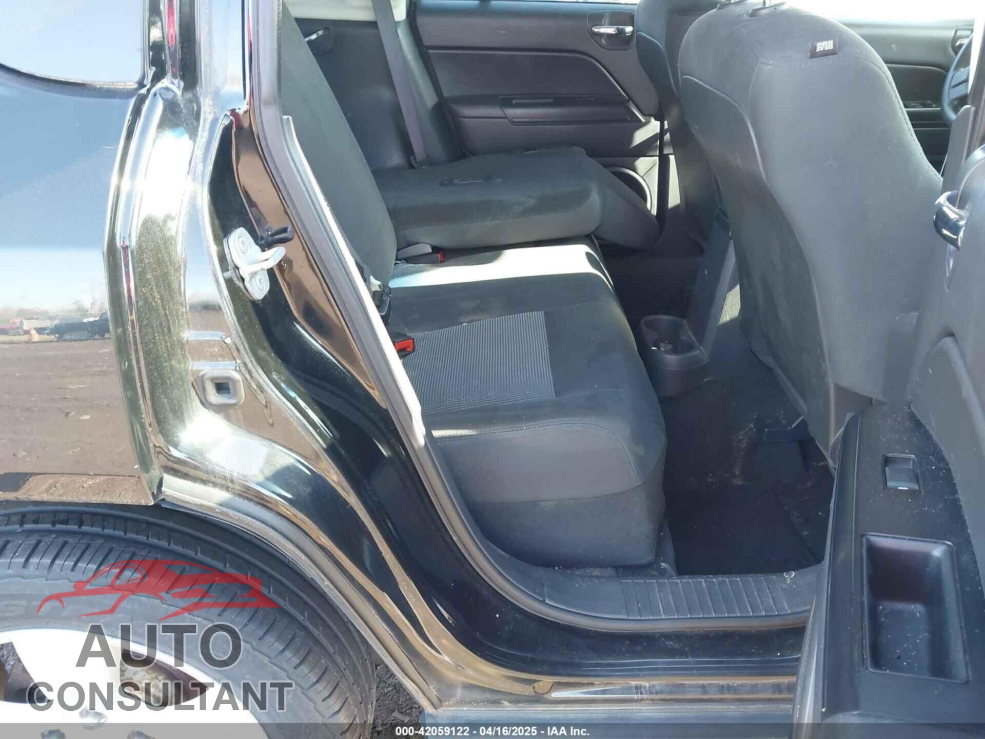 JEEP COMPASS 2013 - 1C4NJDBB4DD113831