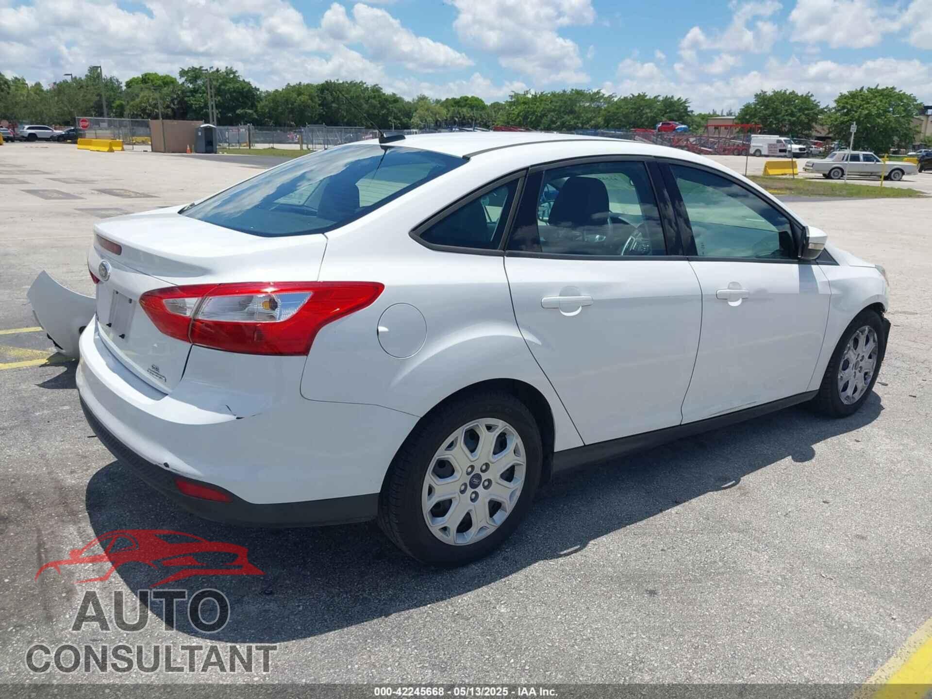 FORD FOCUS 2014 - 1FADP3F20EL356130