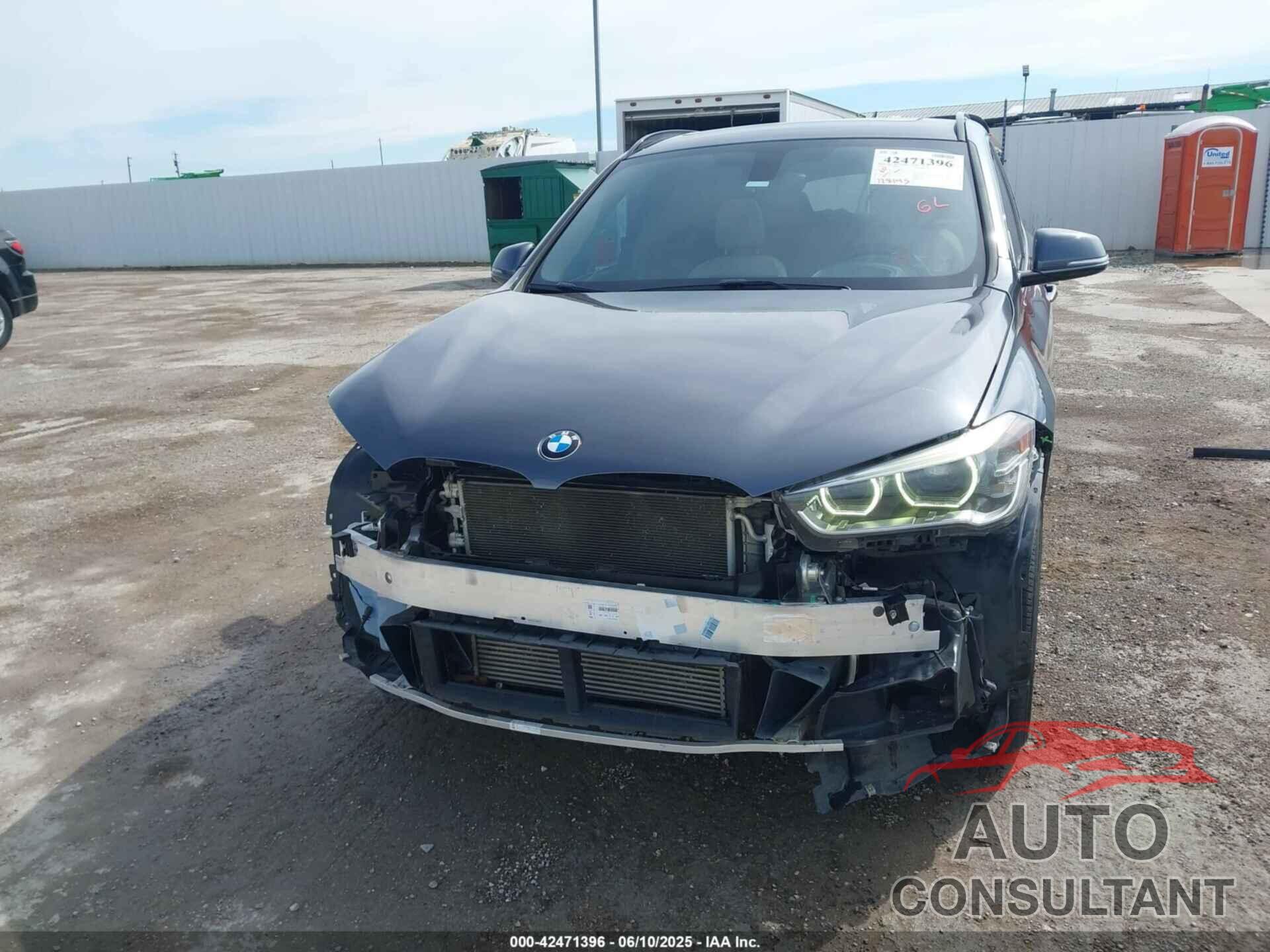 BMW X1 2016 - WBXHT3C37GP888722