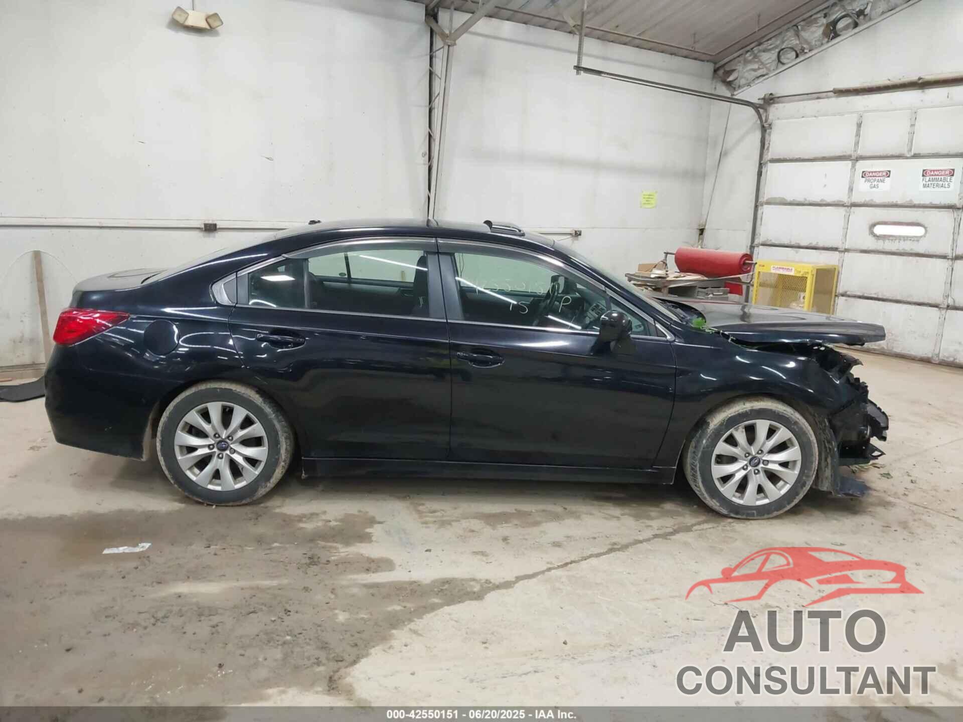 SUBARU LEGACY 2015 - 4S3BNAD67F3030909