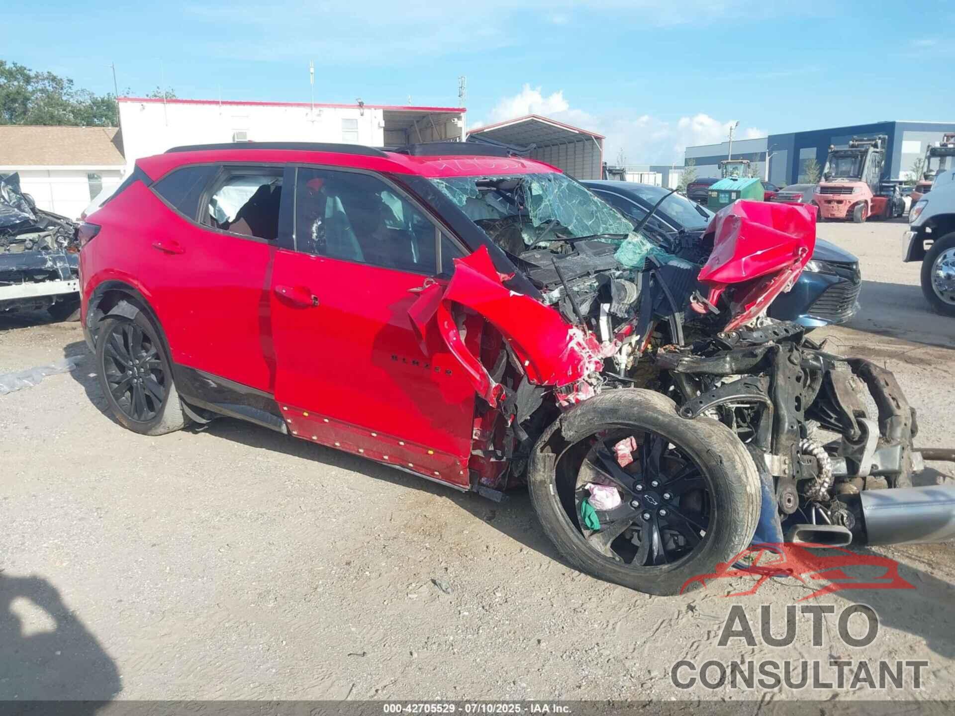CHEVROLET BLAZER 2019 - 3GNKBERS3KS605461