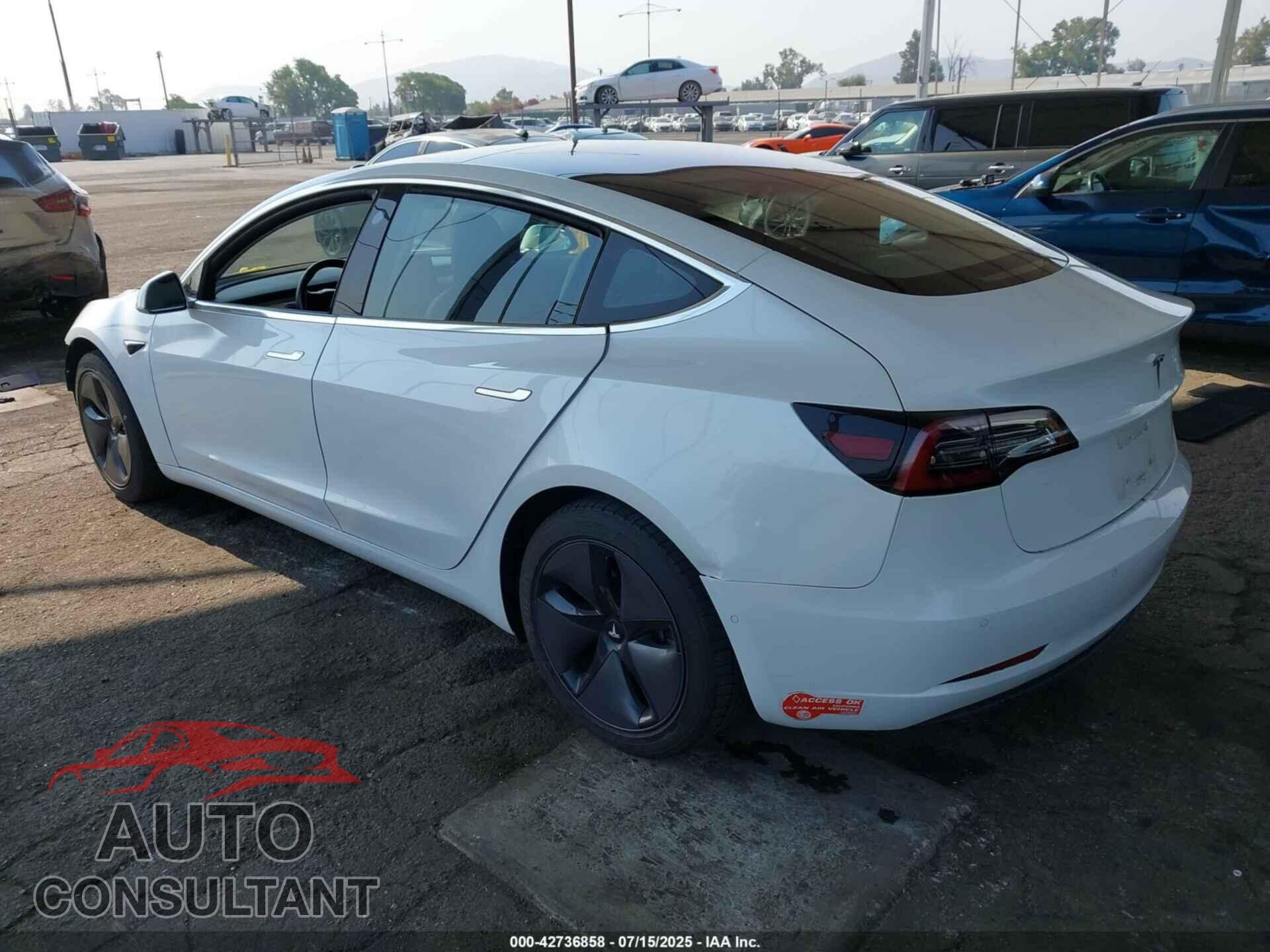 TESLA MODEL 3 2018 - 5YJ3E1EA7JF044277