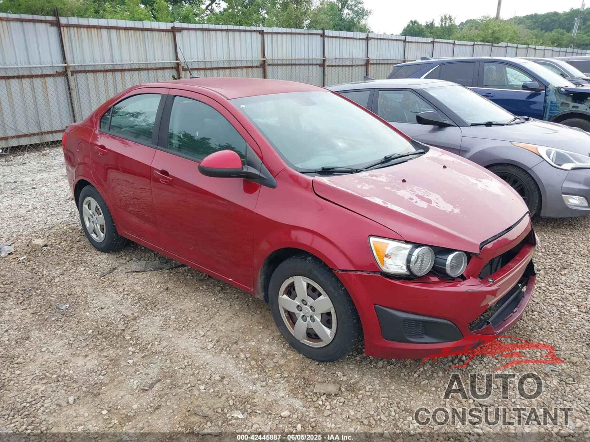 CHEVROLET SONIC 2013 - 1G1JA5SH9D4248952