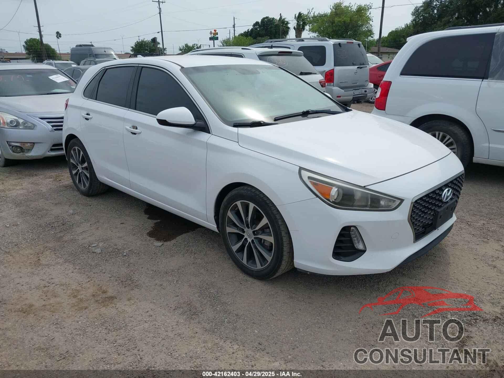HYUNDAI ELANTRA GT 2018 - KMHH35LE0JU014937