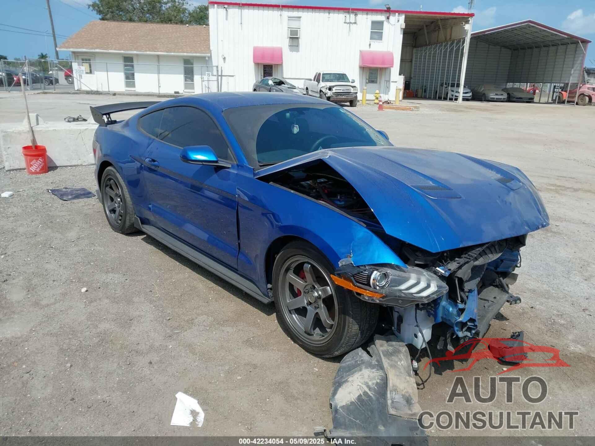 FORD MUSTANG 2018 - 1FA6P8TH2J5102190