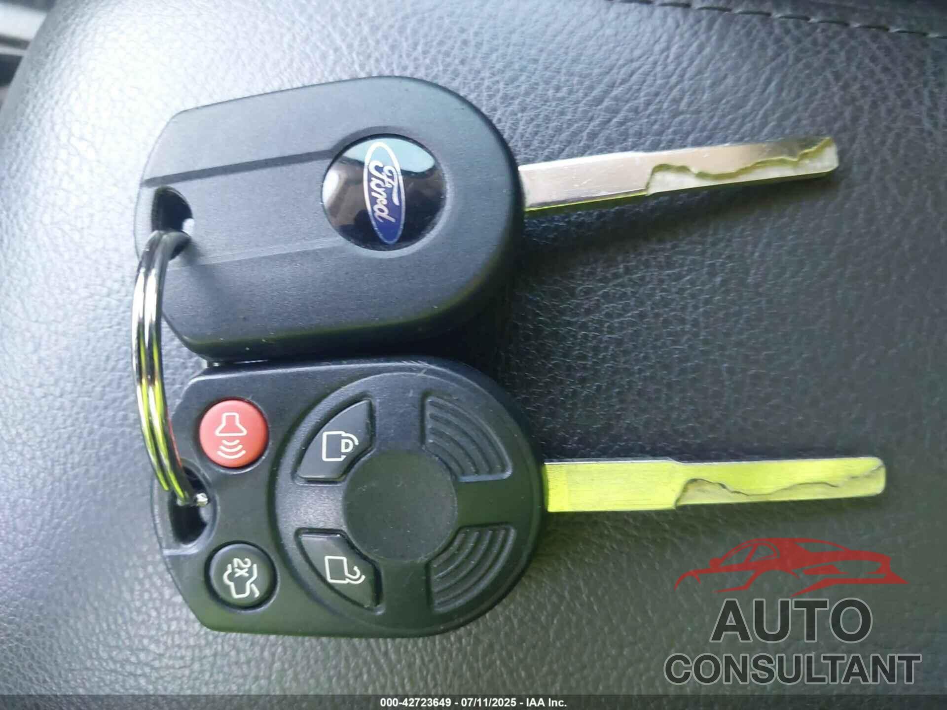 FORD FOCUS 2015 - 1FADP3K23FL210621