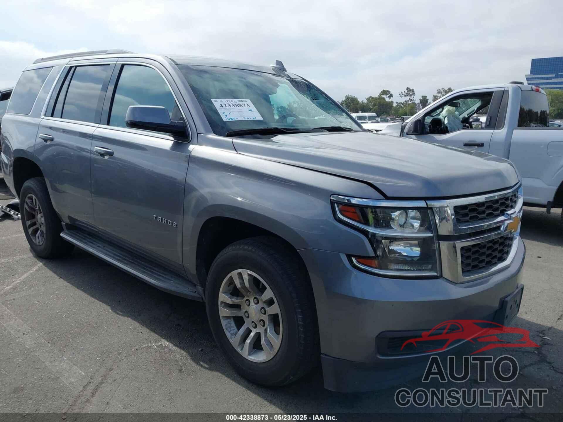 CHEVROLET TAHOE 2018 - 1GNSCAEC2JR306131