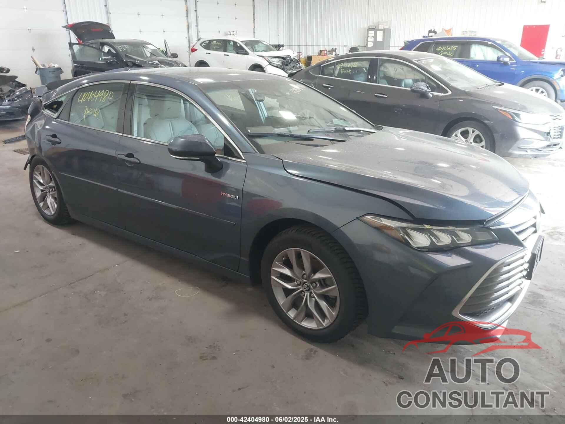 TOYOTA AVALON HYBRID 2019 - 4T1B21FB9KU004489