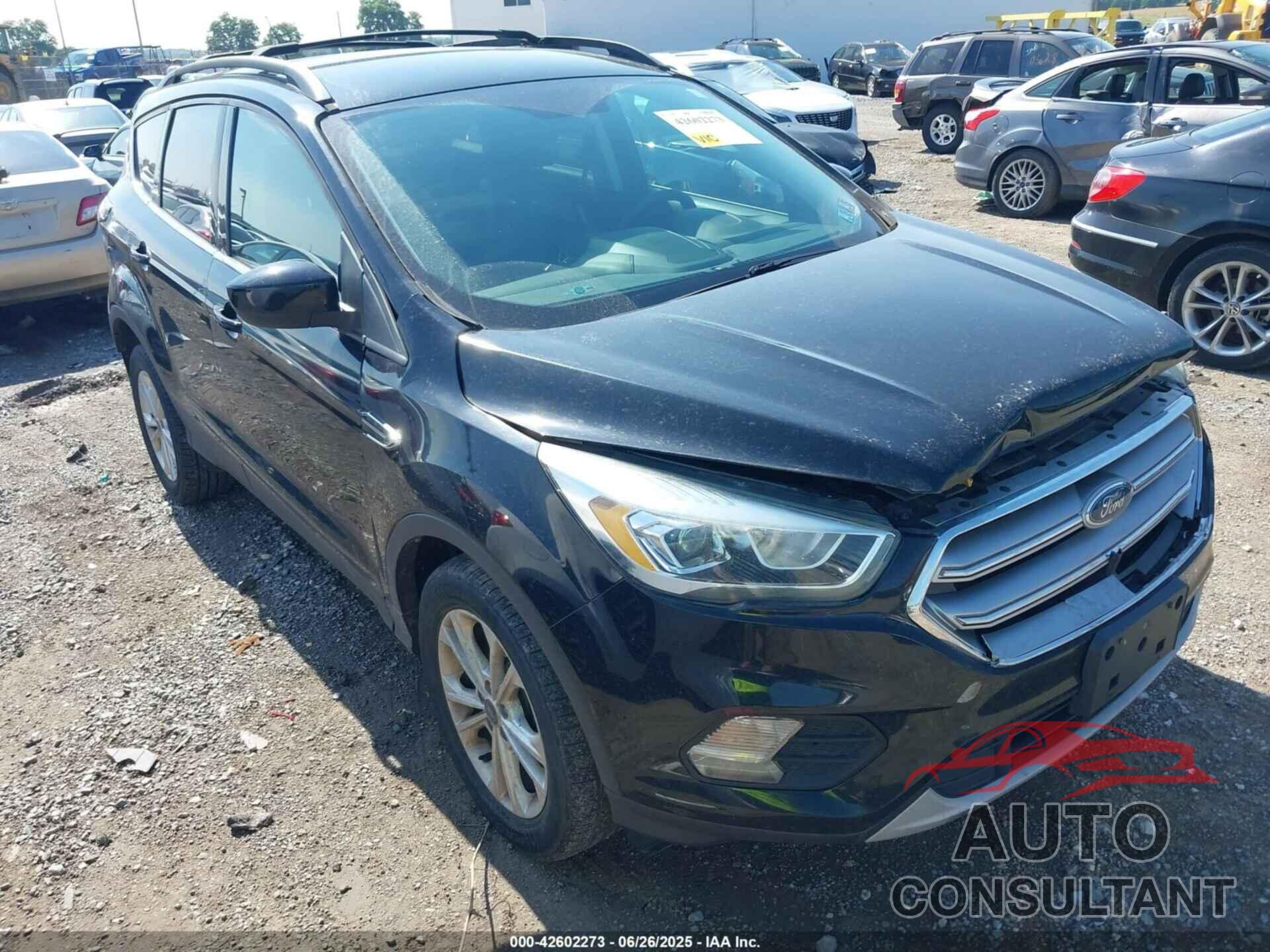 FORD ESCAPE 2017 - 1FMCU9GD8HUB55586