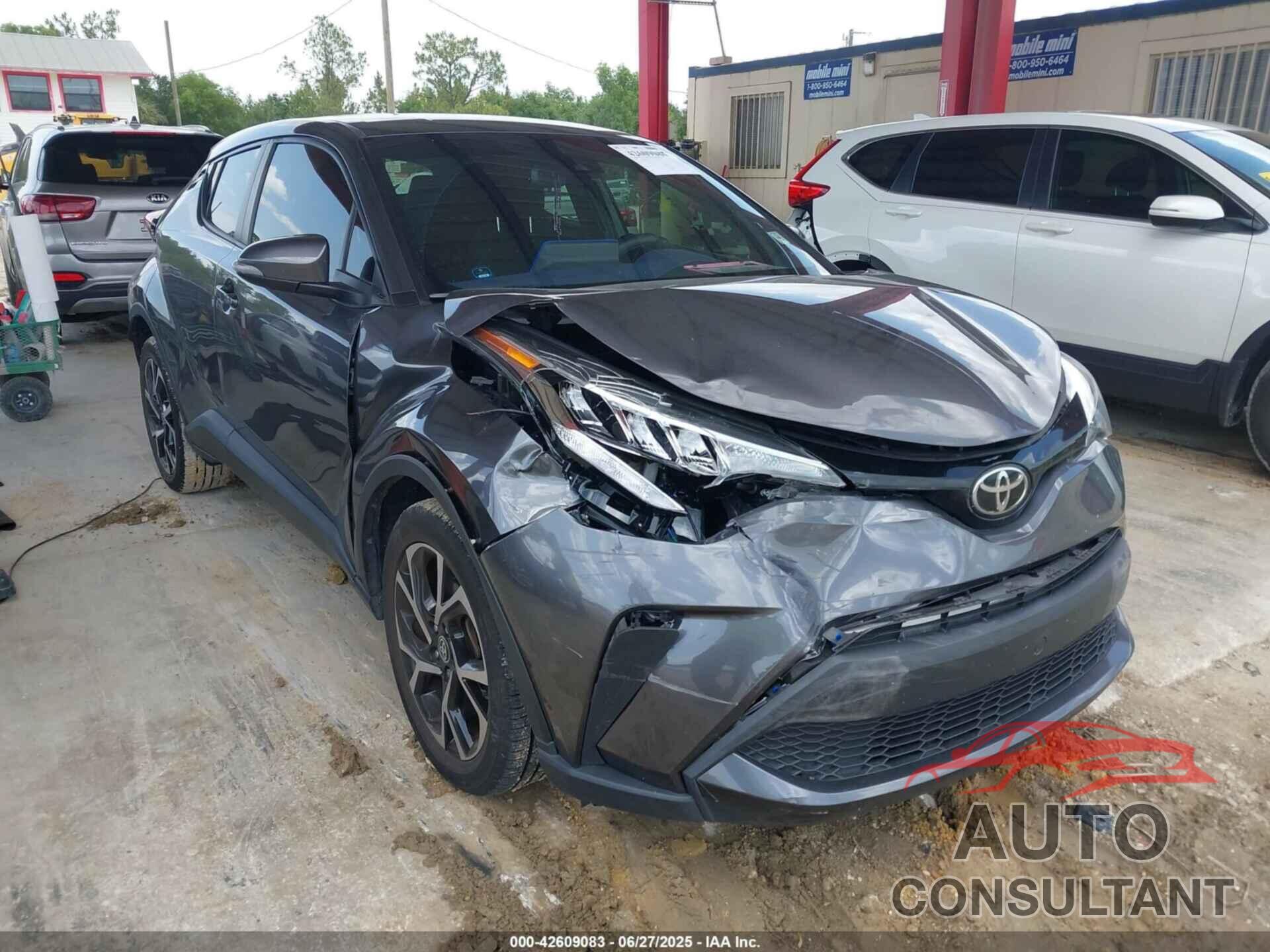 TOYOTA C-HR 2020 - JTNKHMBX3L1087812