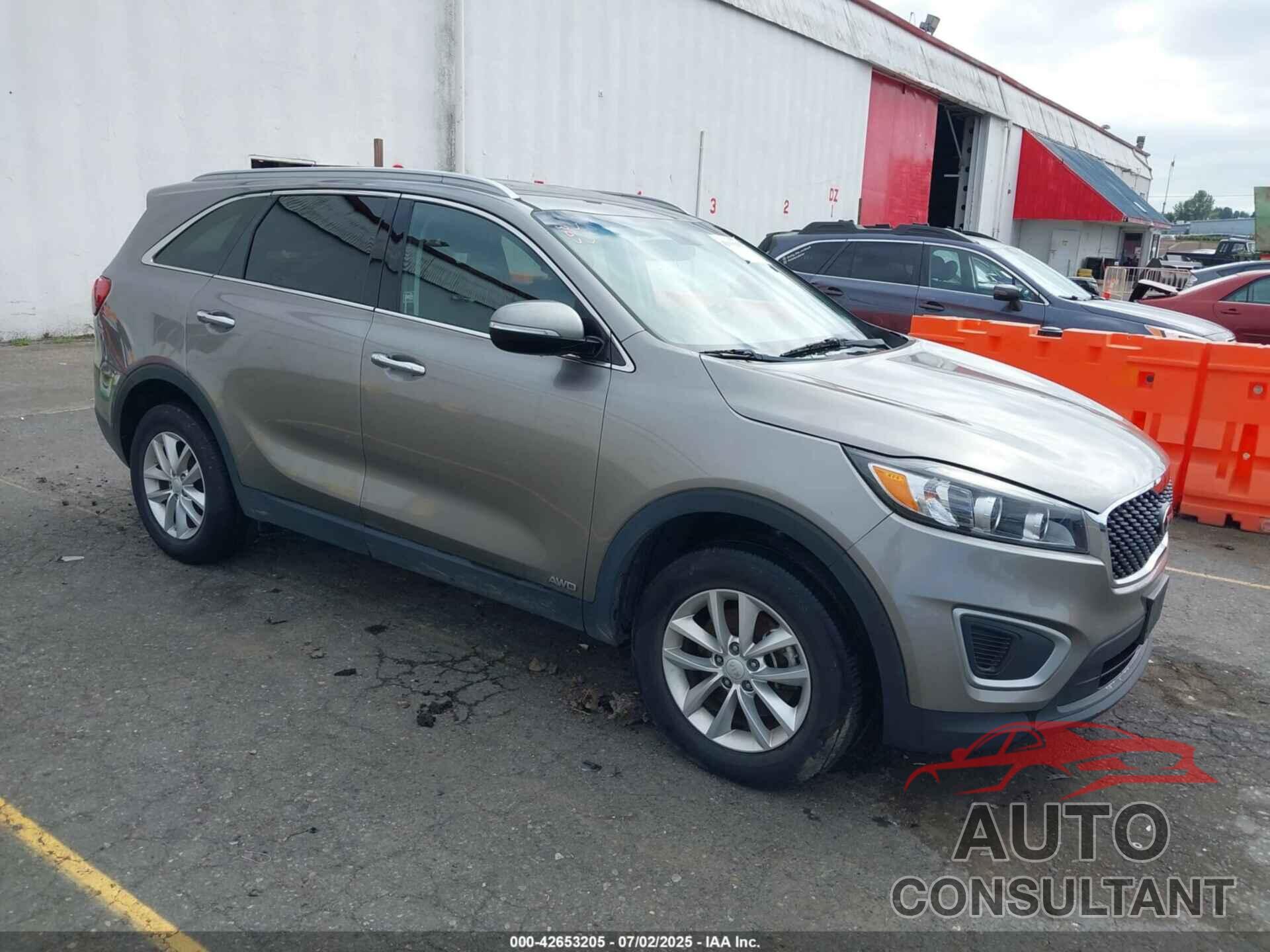 KIA SORENTO 2018 - 5XYPGDA31JG378401