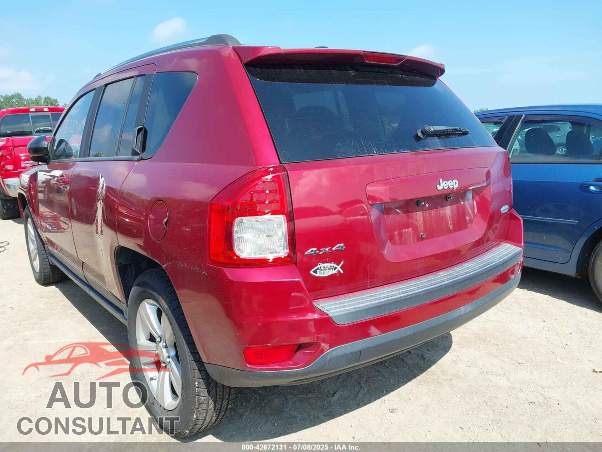 JEEP COMPASS 2011 - 1J4NF1FB7BD135629