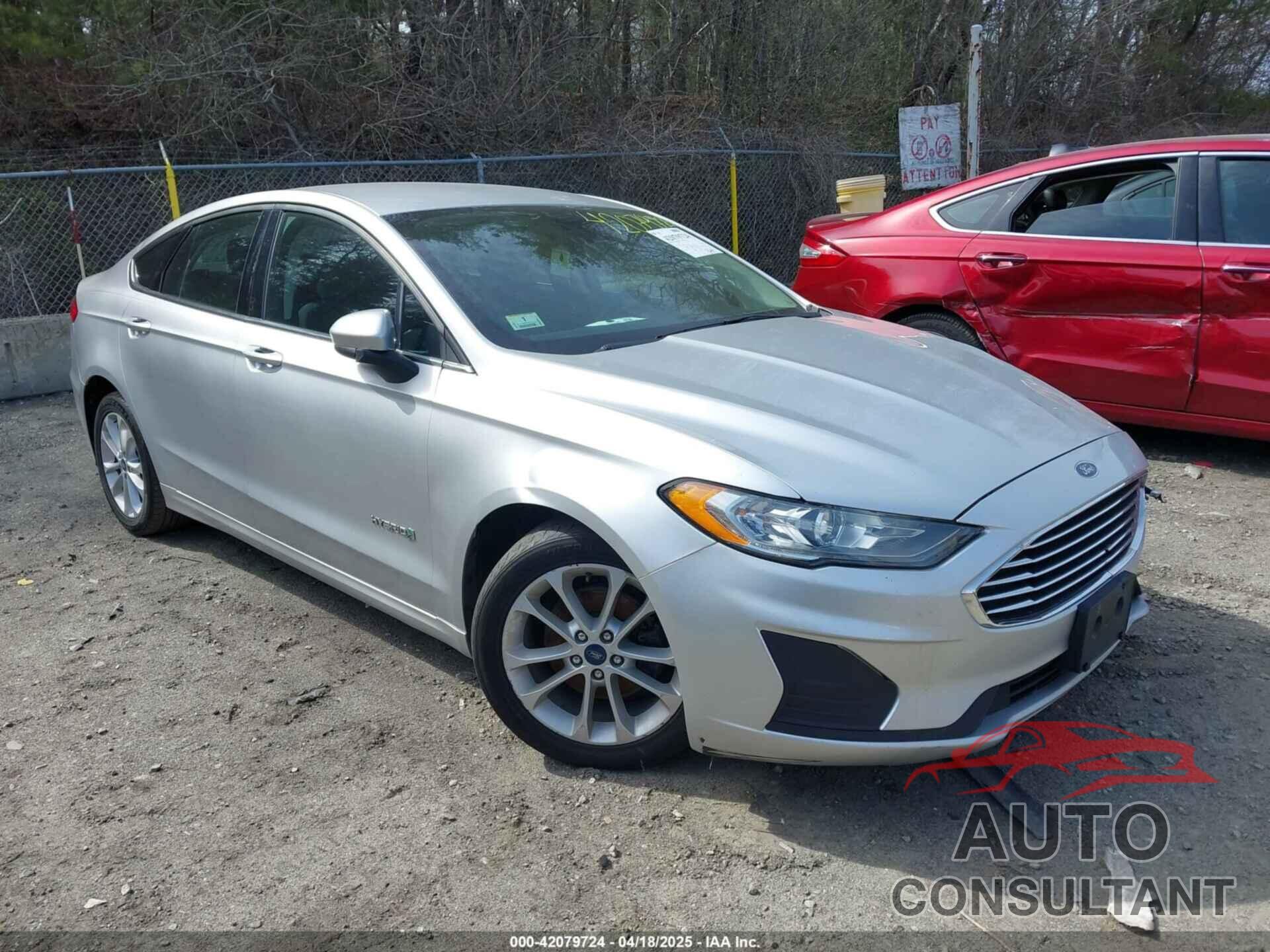 FORD FUSION HYBRID 2019 - 3FA6P0LU5KR145967