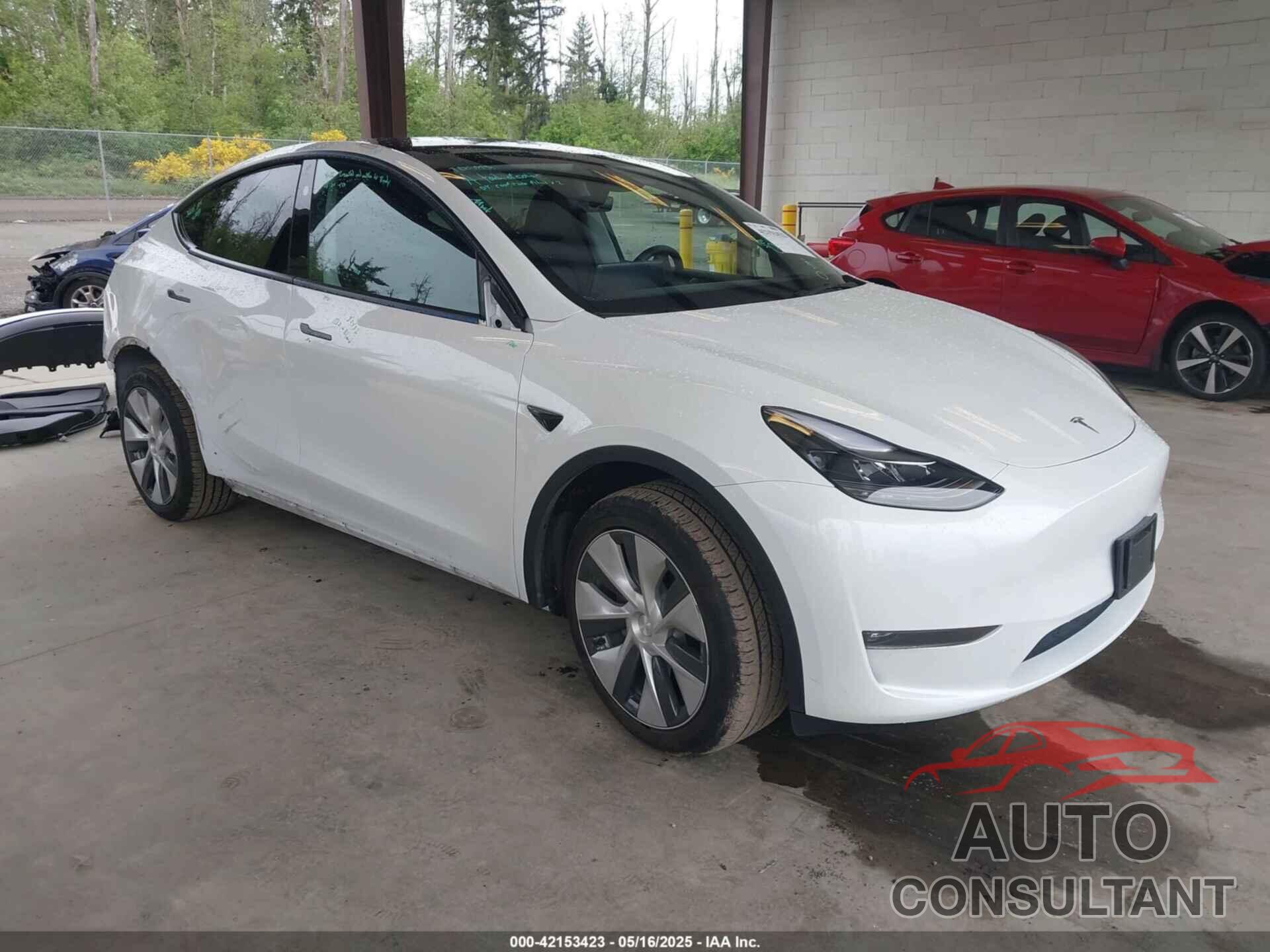 TESLA MODEL Y 2023 - 7SAYGAEE8PF809009