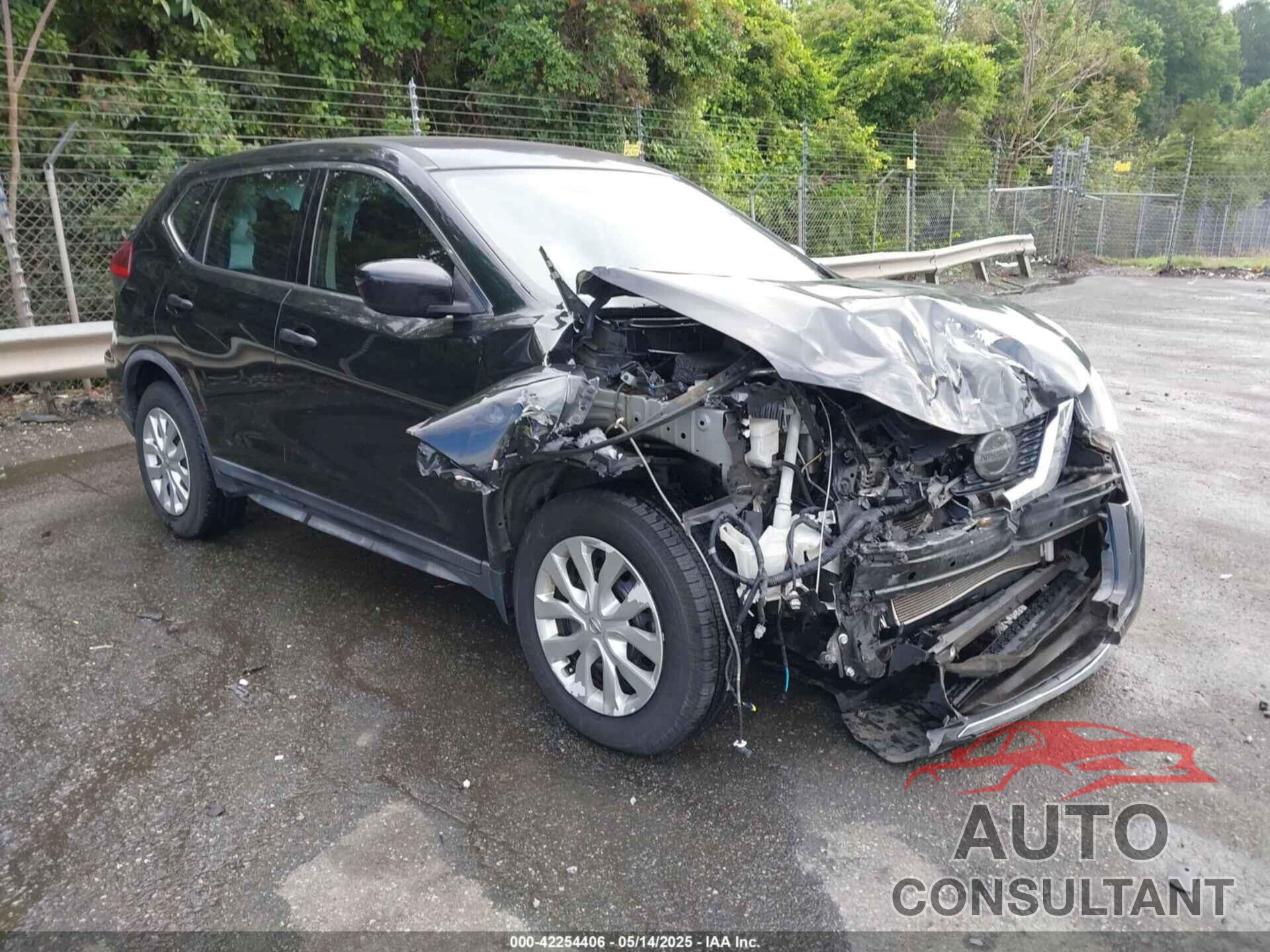 NISSAN ROGUE 2018 - KNMAT2MT8JP513193