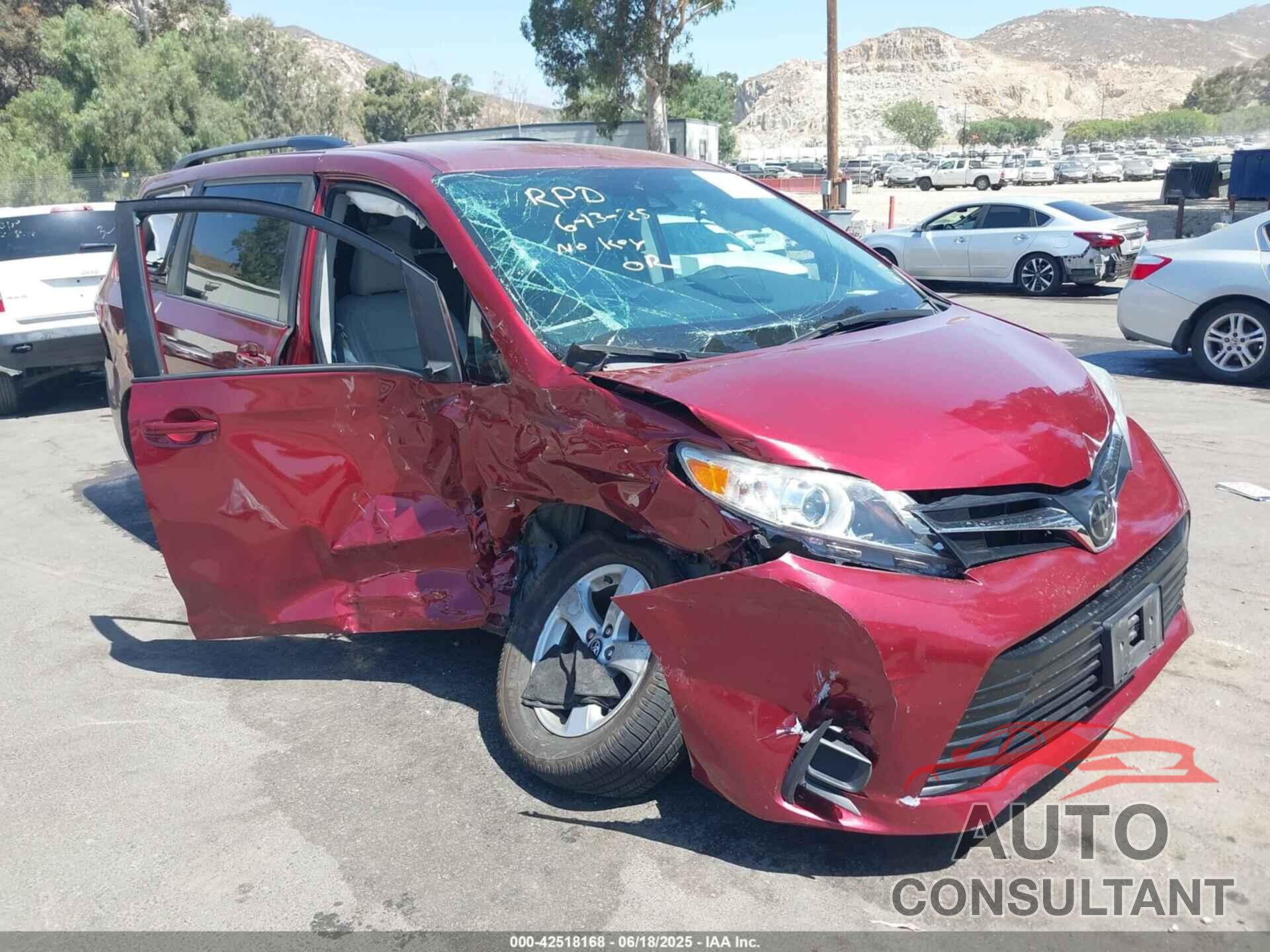 TOYOTA SIENNA 2020 - 5TDKZ3DC7LS060864