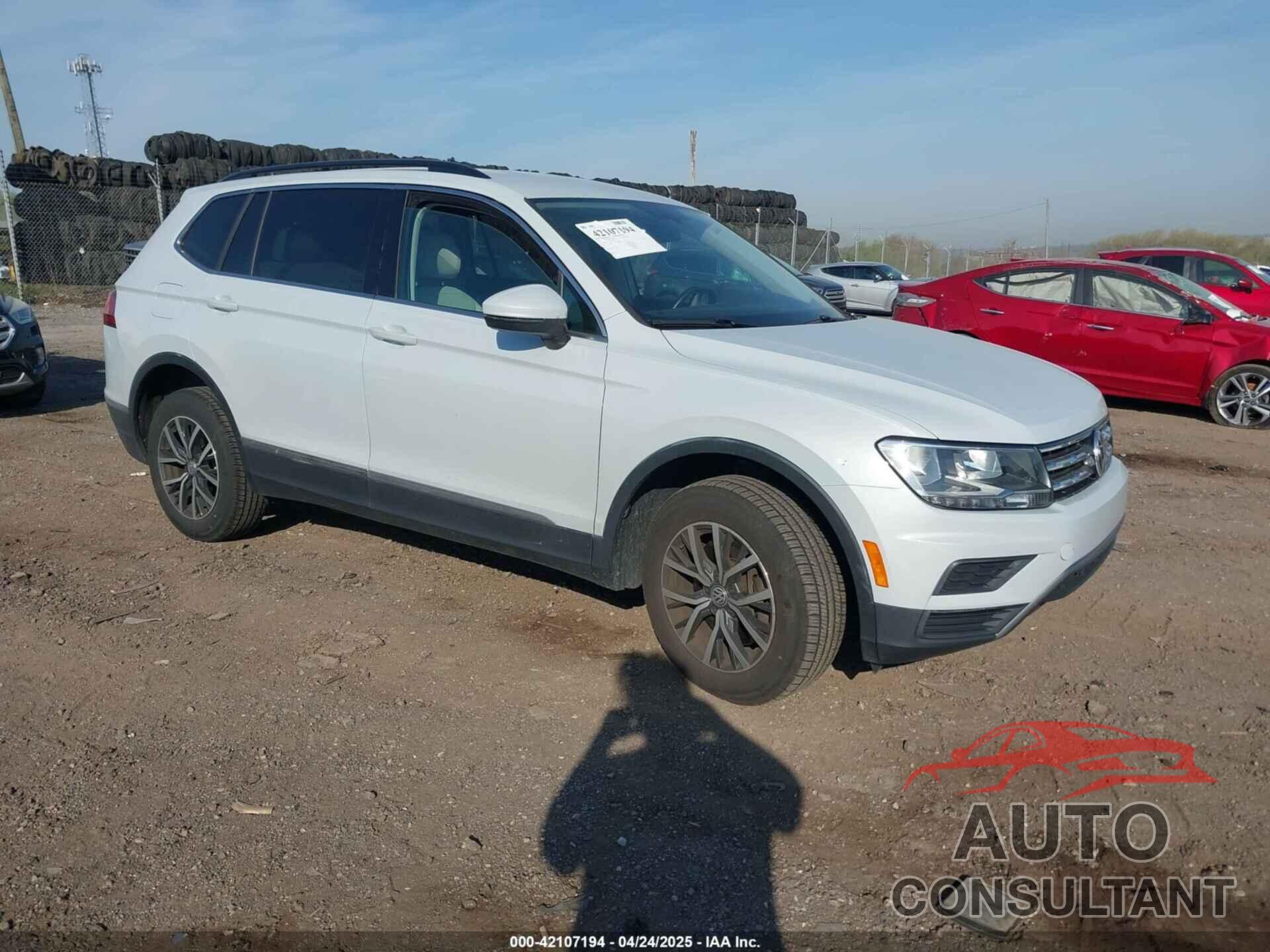 VOLKSWAGEN TIGUAN 2018 - 3VV2B7AX8JM195370