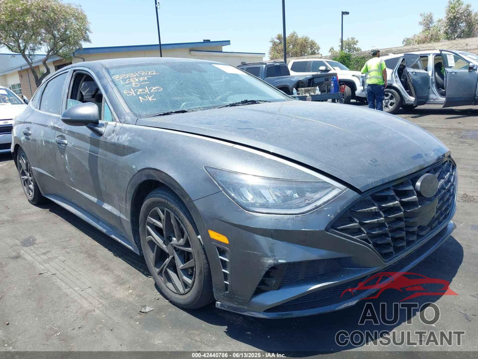 HYUNDAI SONATA 2022 - KMHL64JA1NA244568