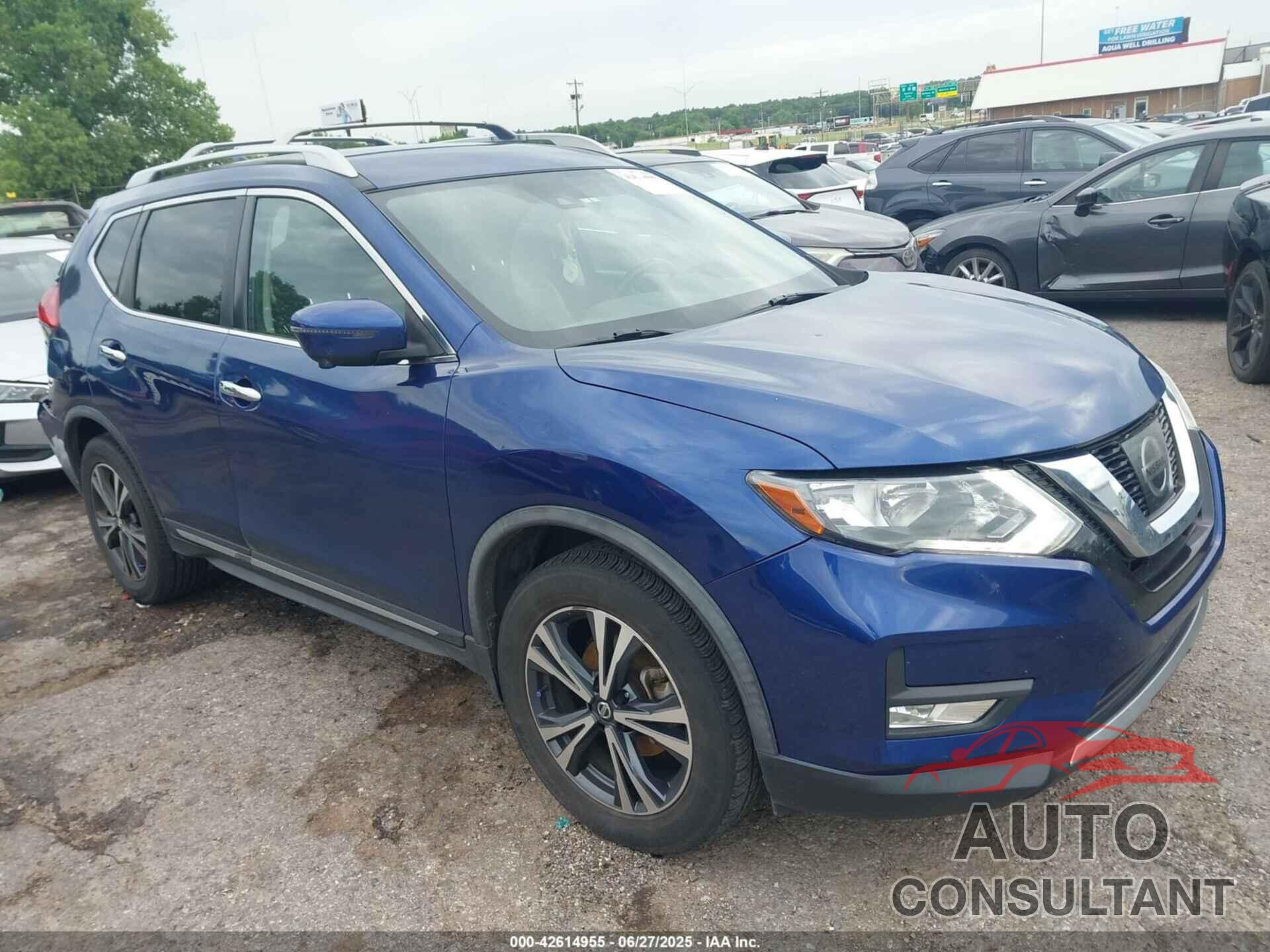NISSAN ROGUE 2017 - JN8AT2MT0HW407213