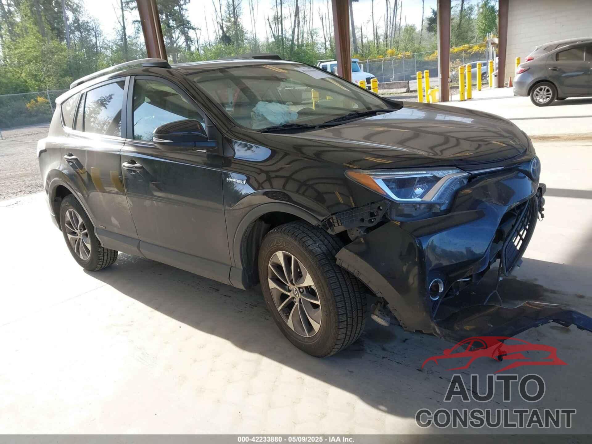 TOYOTA RAV4 HYBRID 2017 - JTMRJREV5HD113699