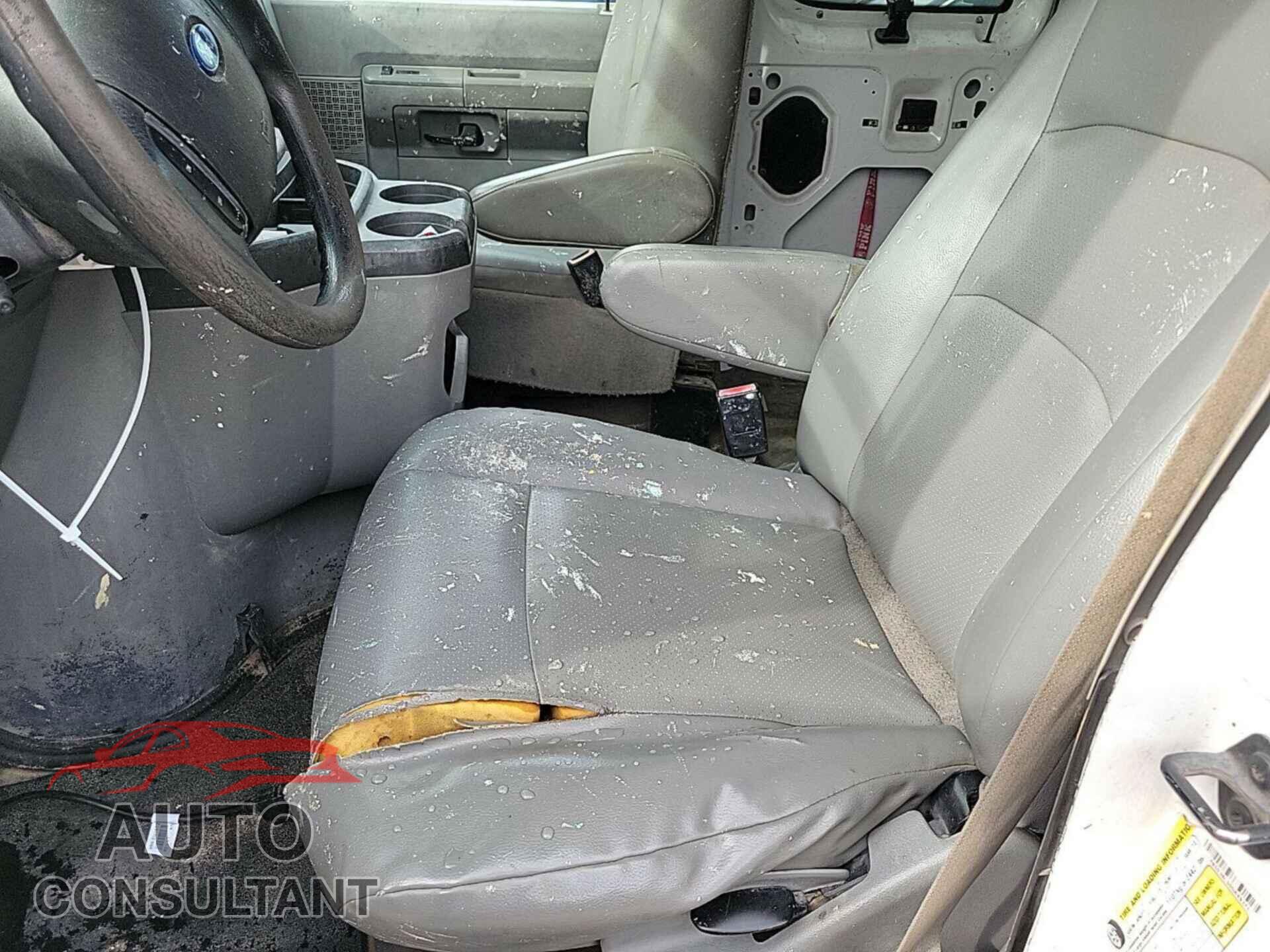 FORD E-350 SUPER DUTY 2013 - 1FBSS3BL5DDA49371