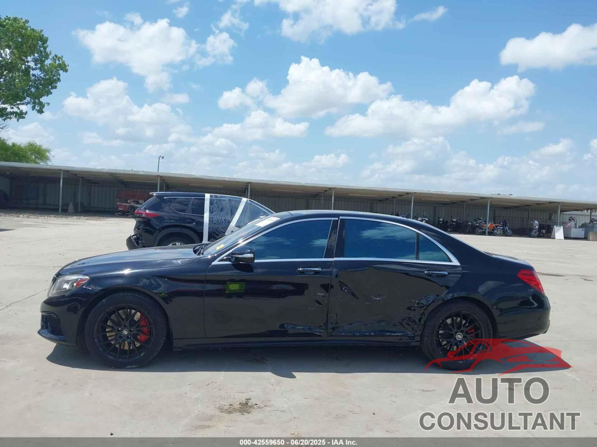 MERCEDES-BENZ S 550 2016 - WDDUG8CB8GA252730