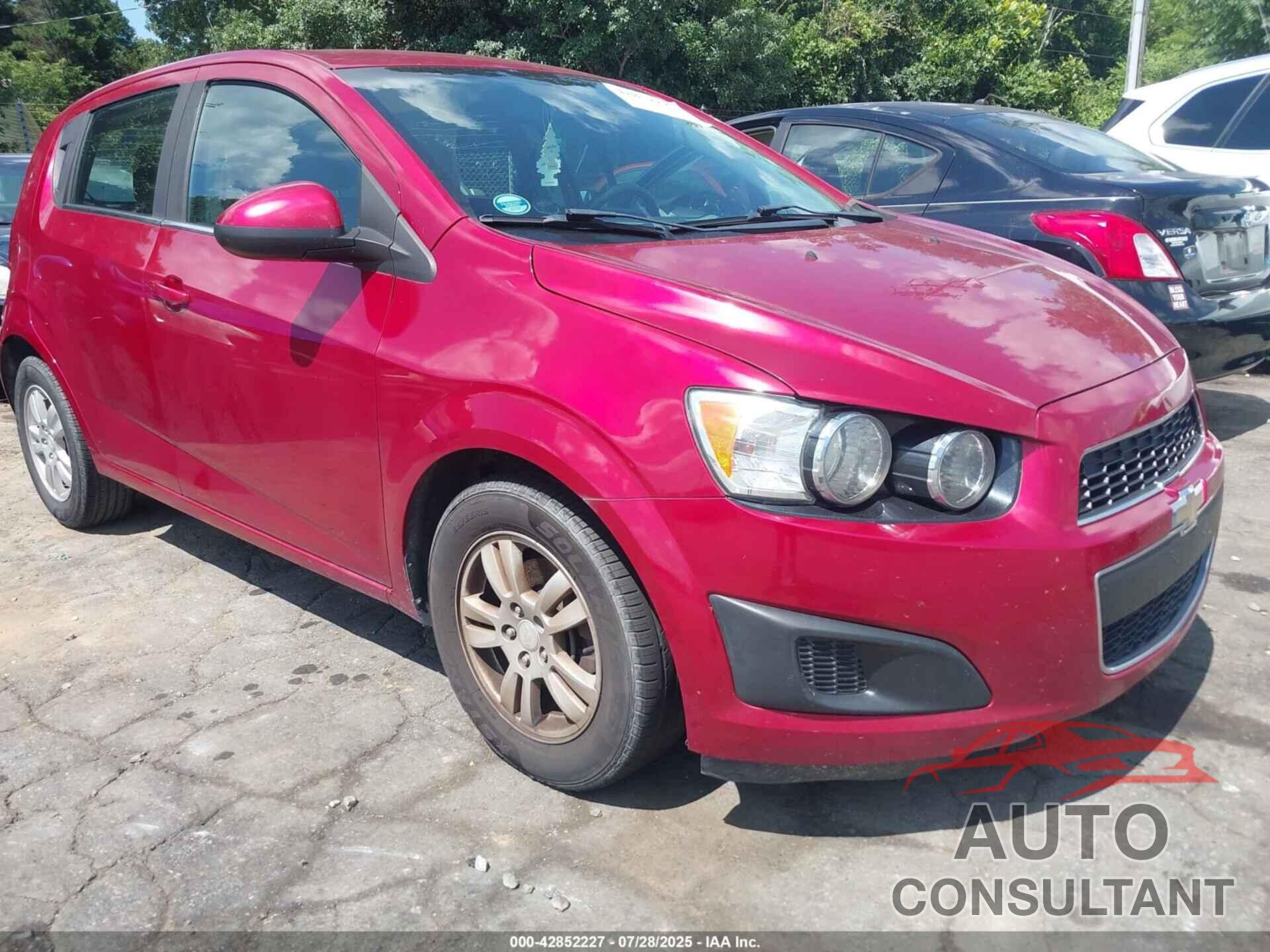 CHEVROLET SONIC 2014 - 1G1JC6SH5E4103795