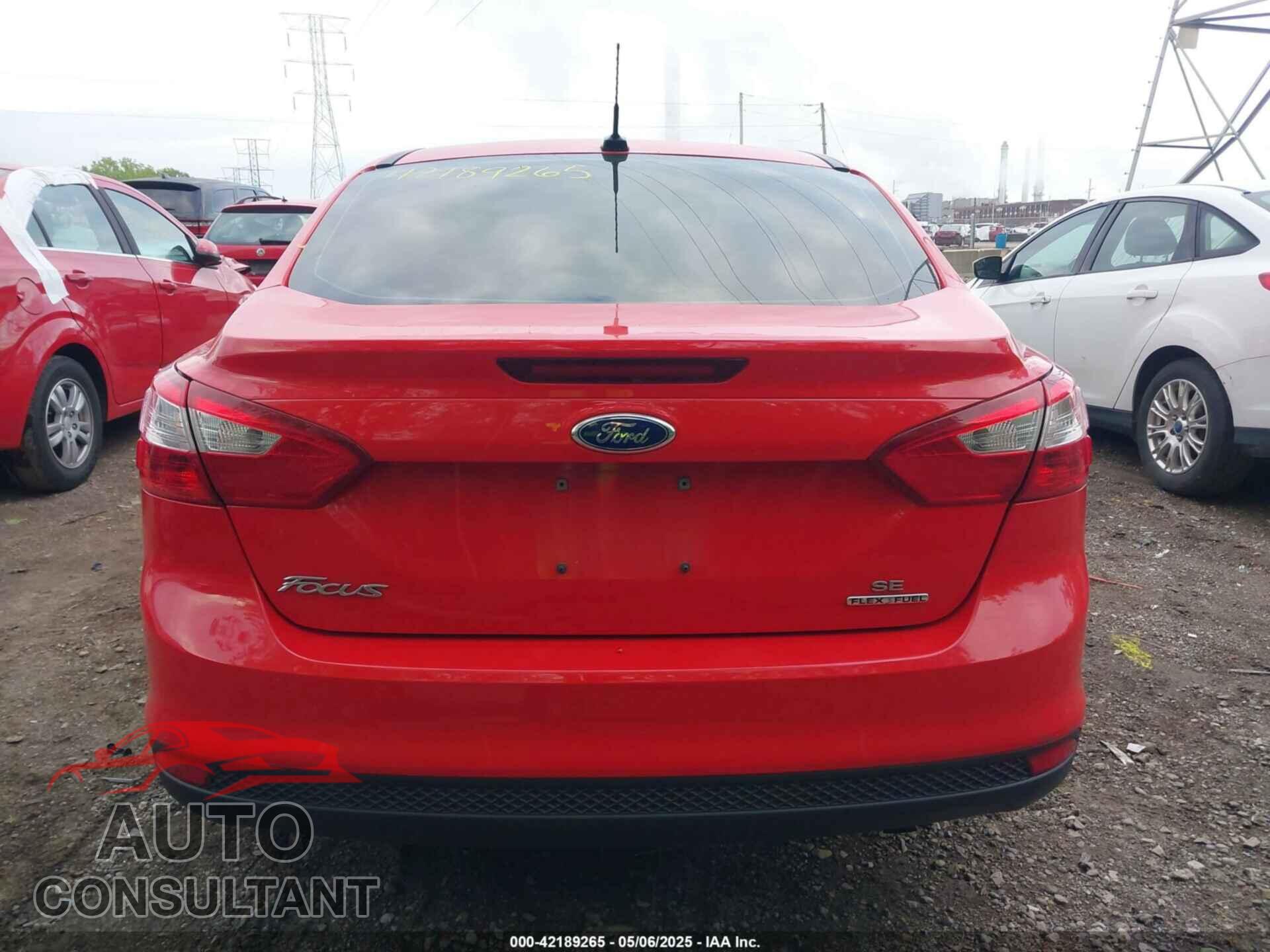 FORD FOCUS 2014 - 1FADP3F20EL196122