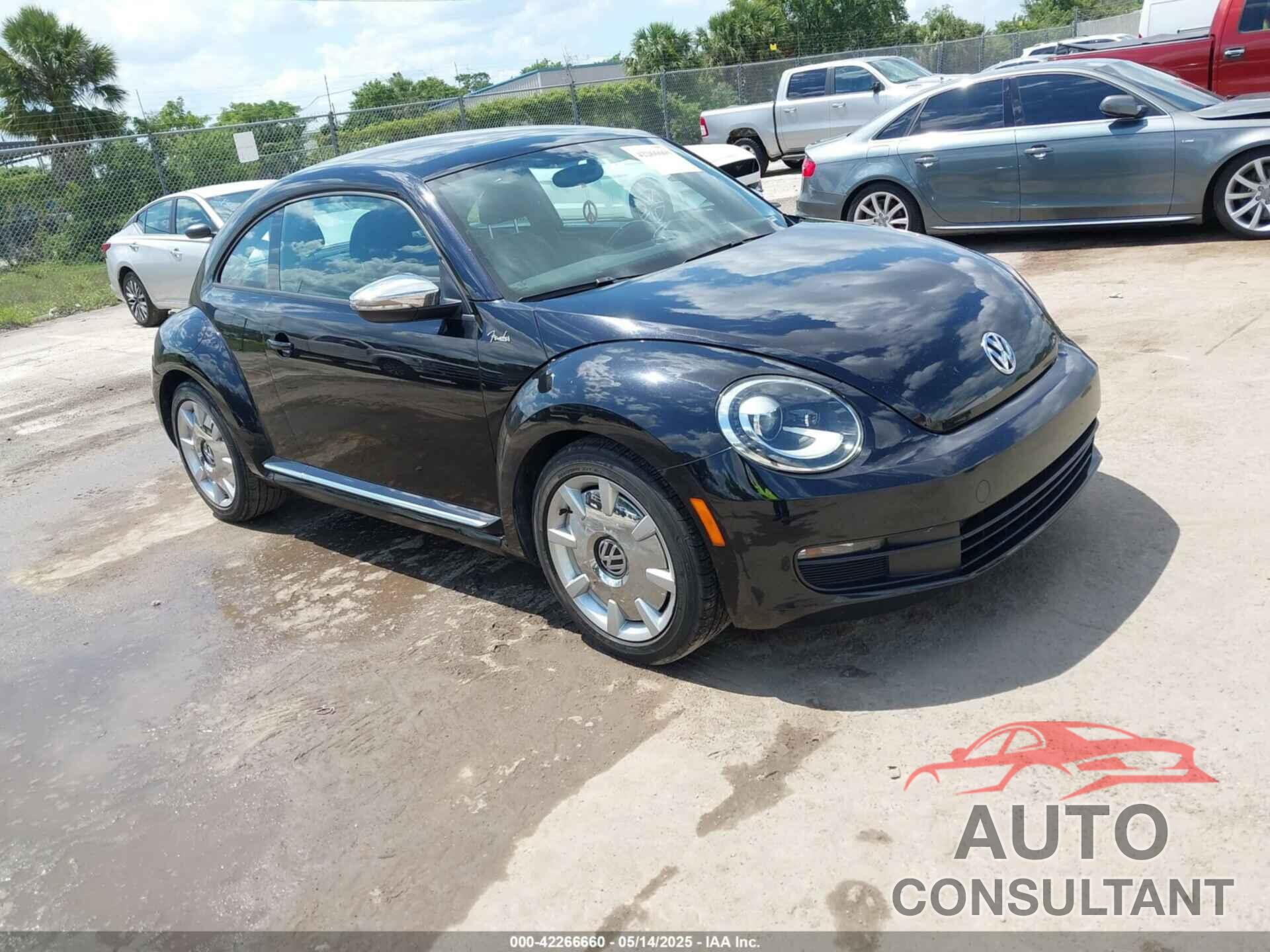 VOLKSWAGEN BEETLE 2013 - 3VWJP7ATXDM657230