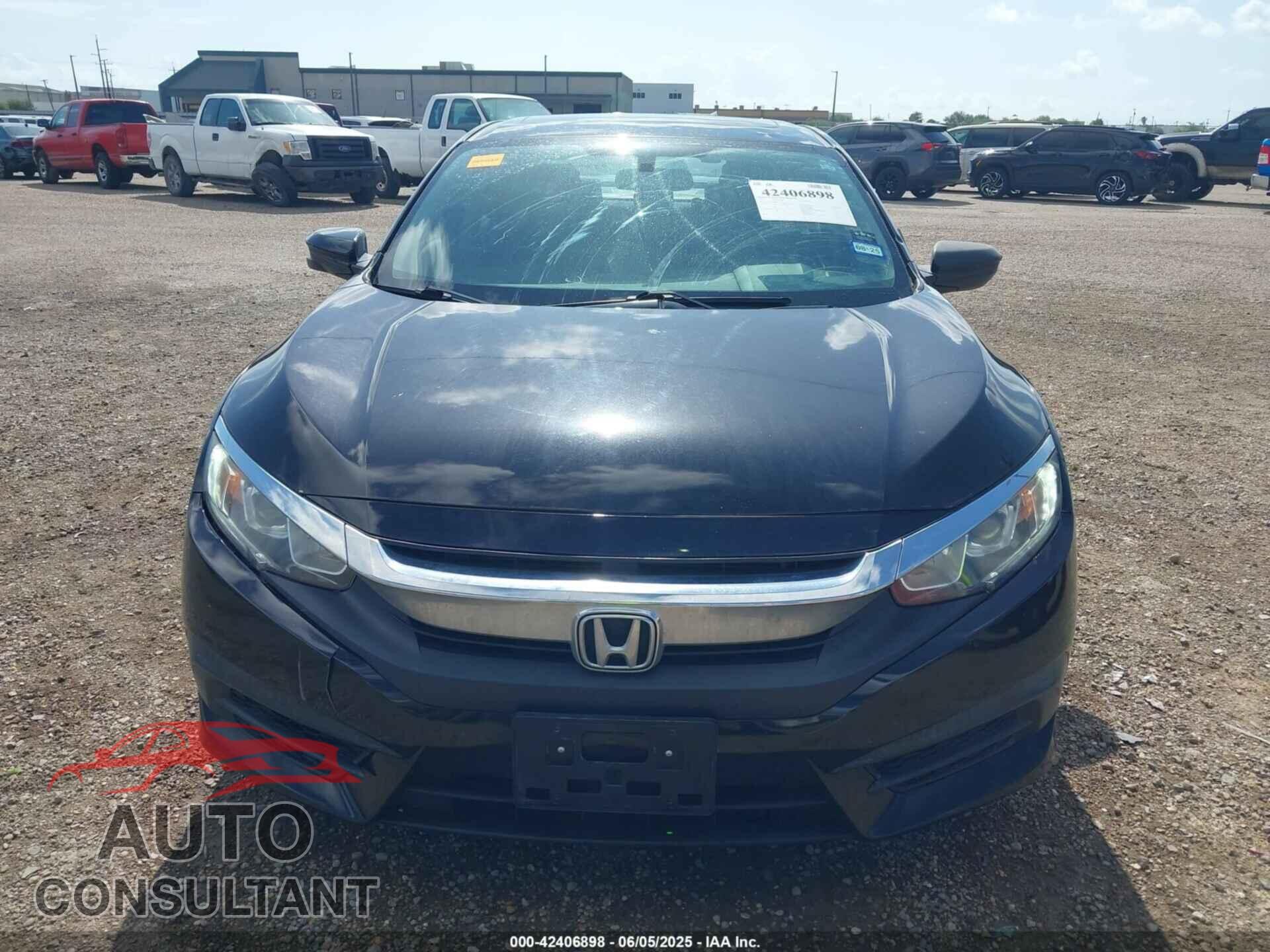HONDA CIVIC 2017 - 19XFC2F78HE027824