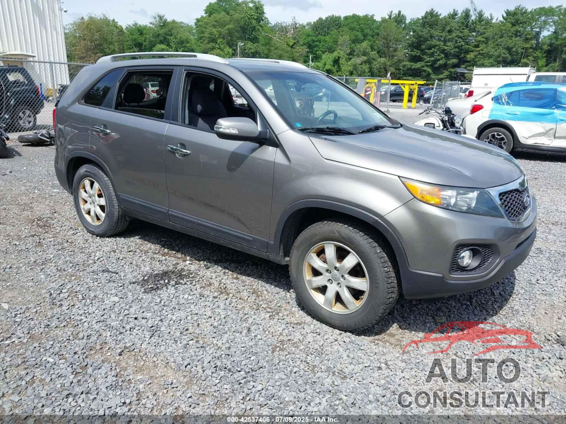 KIA SORENTO 2013 - 5XYKT3A62DG356907