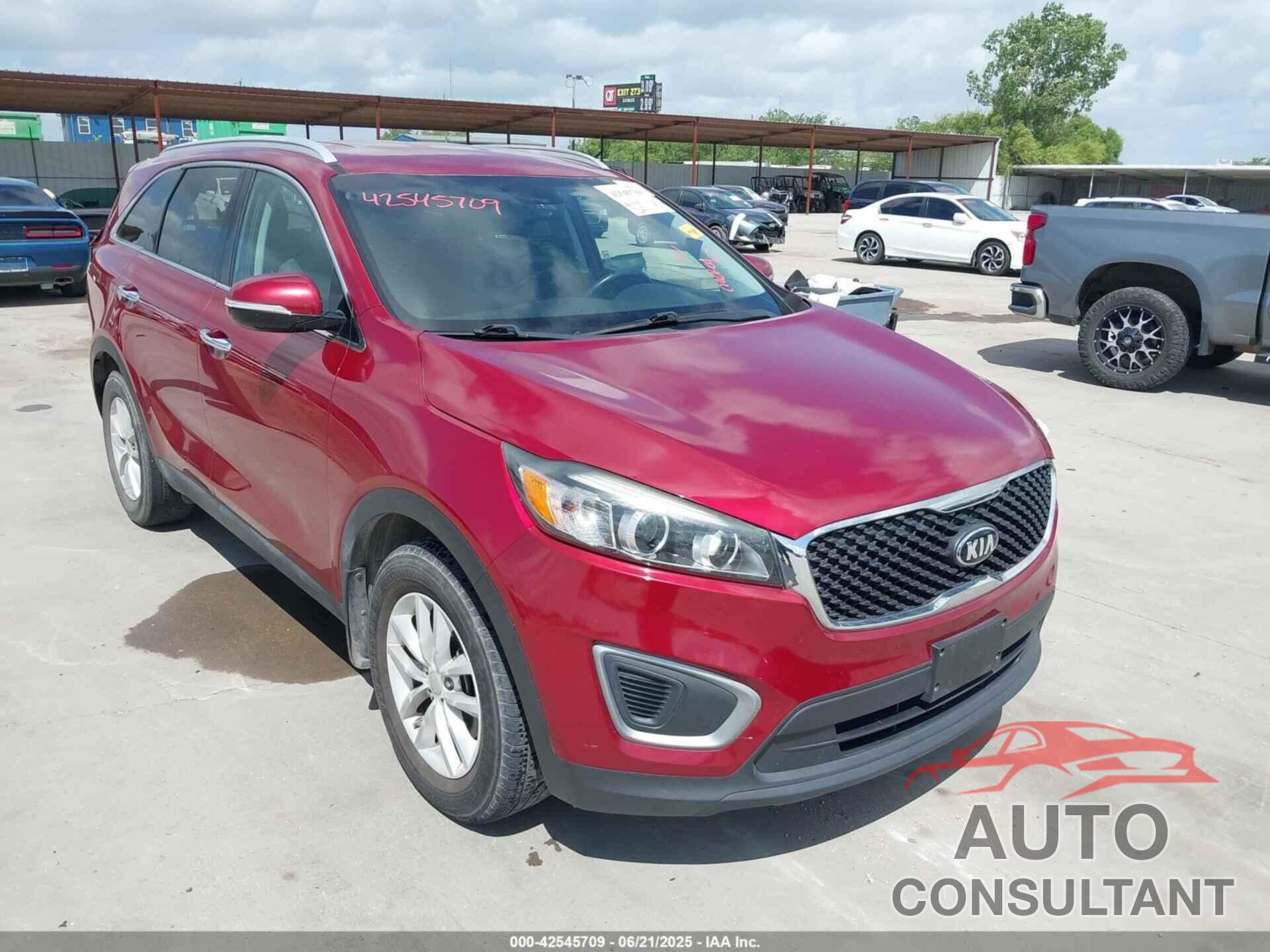 KIA SORENTO 2017 - 5XYPG4A38HG247296