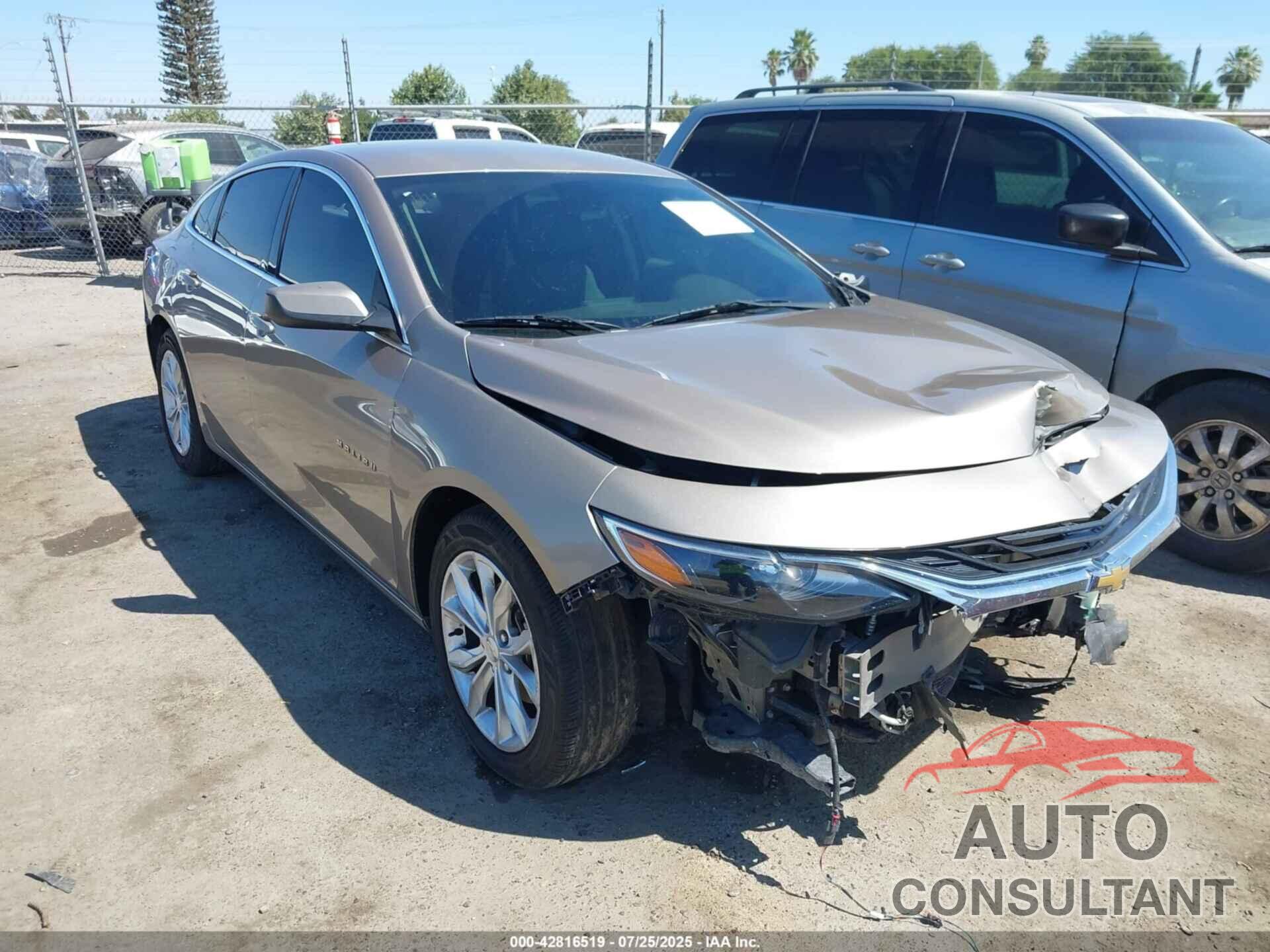 CHEVROLET MALIBU 2022 - 1G1ZD5ST8NF120979