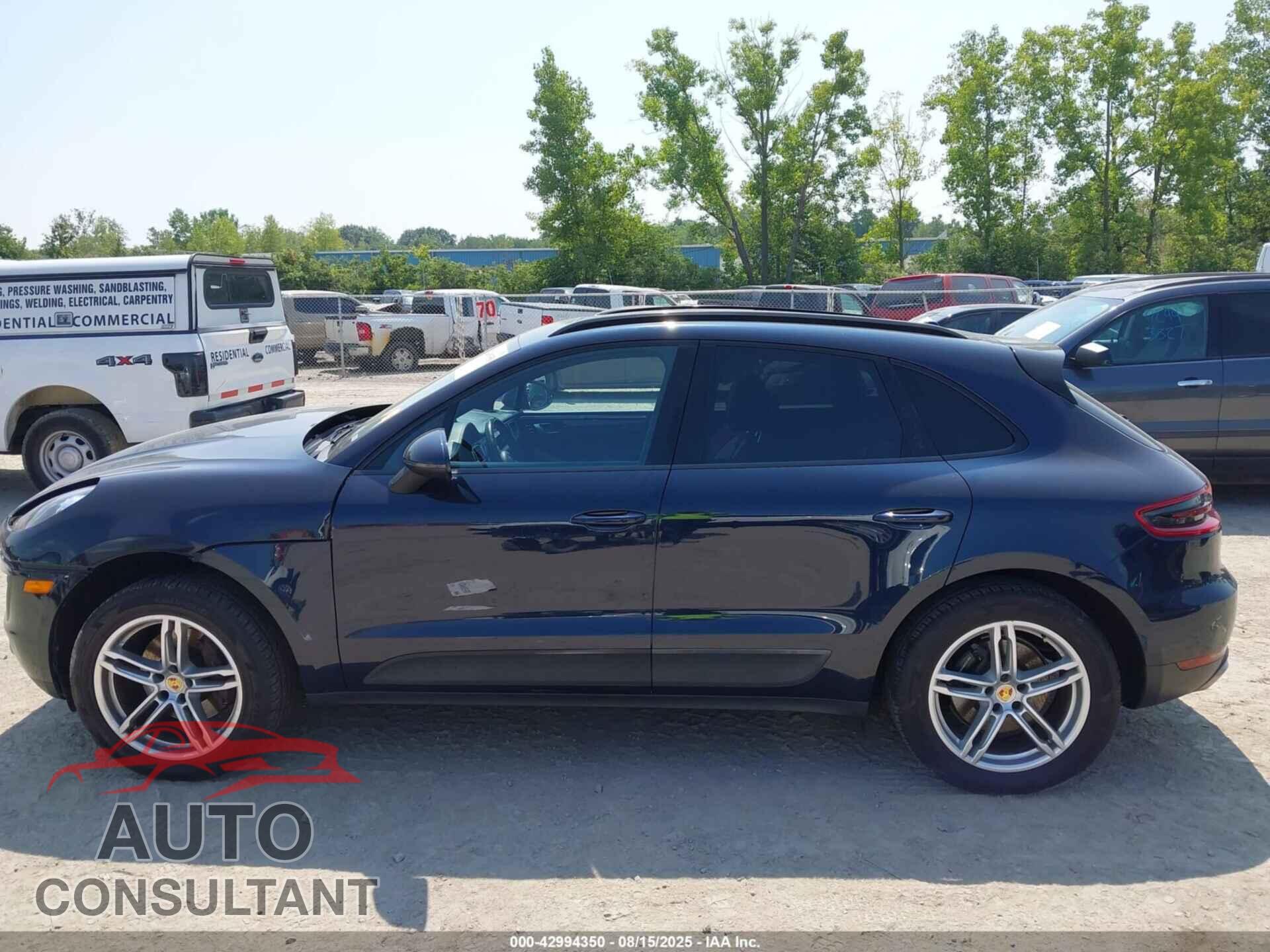 PORSCHE MACAN 2017 - WP1AA2A52HLB81084