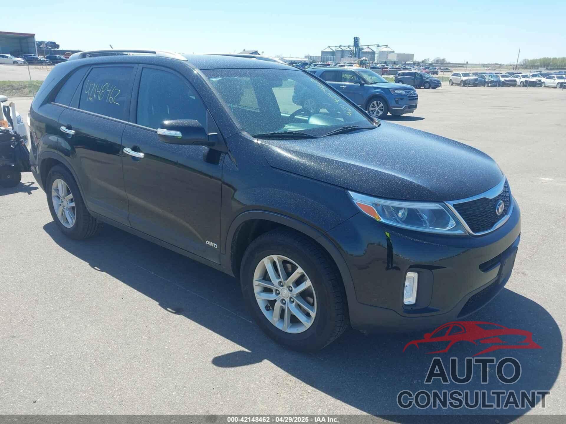 KIA SORENTO 2015 - 5XYKTCA62FG562425