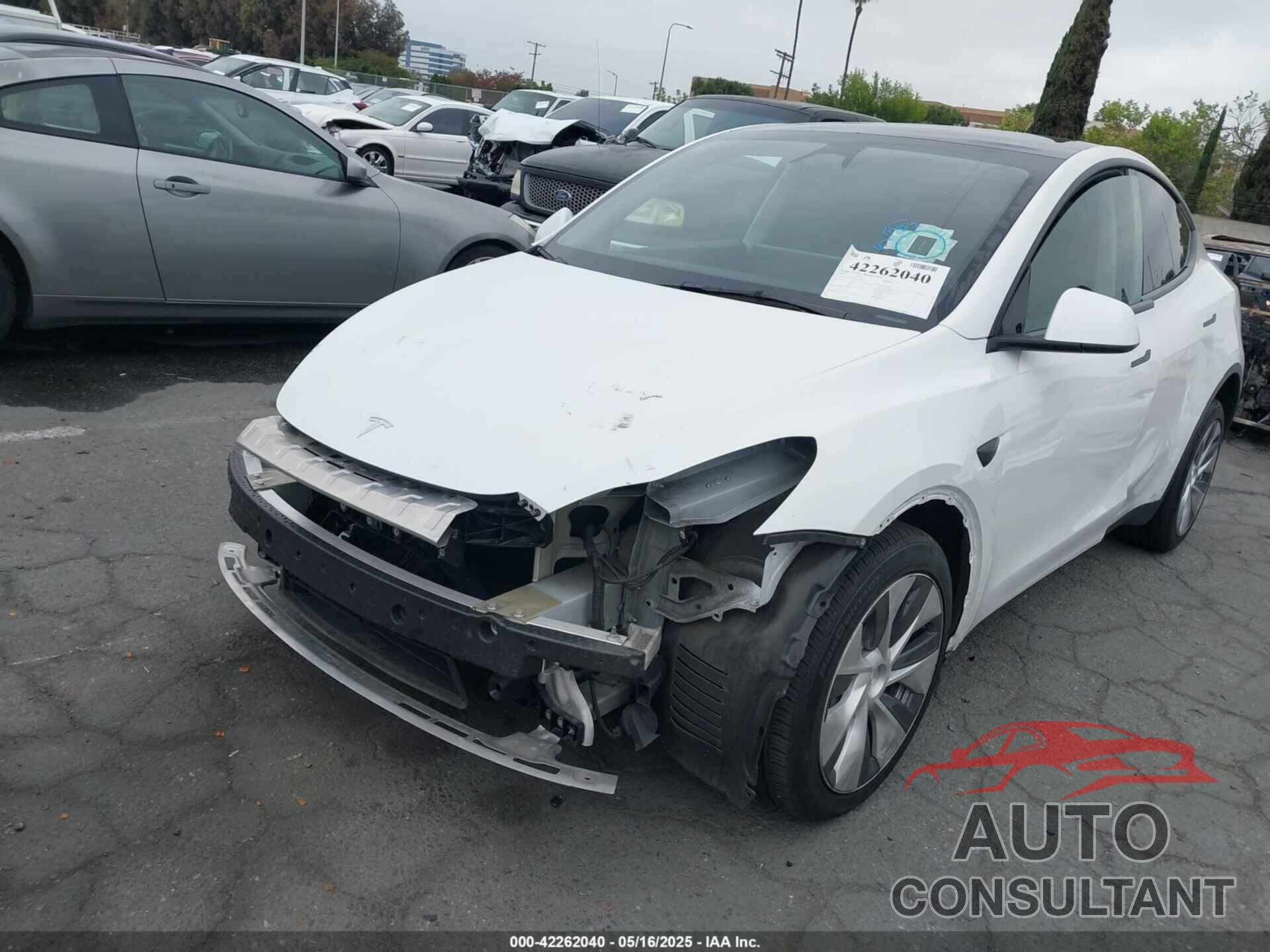 TESLA MODEL Y 2023 - 7SAYGDEE4PF807551