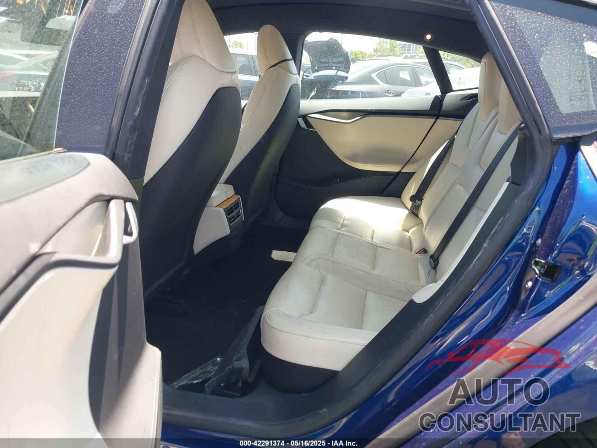 TESLA MODEL S 2020 - 5YJSA1E25LF396292