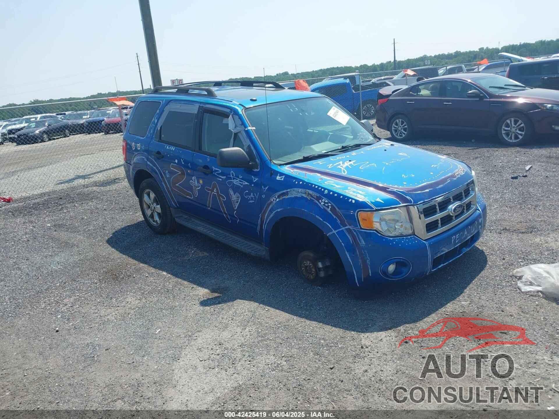 FORD ESCAPE 2011 - 1FMCU9D70BKA12908