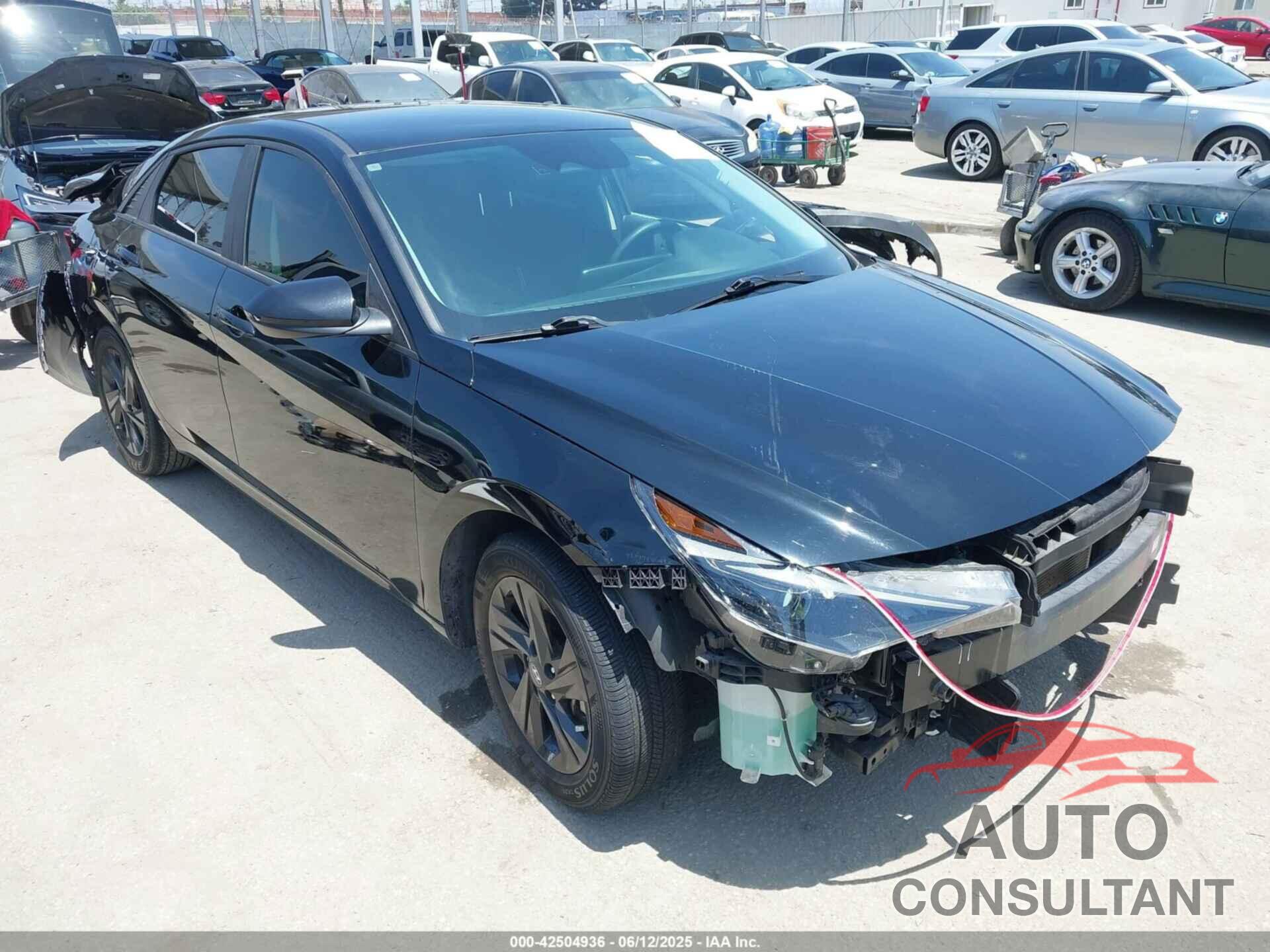 HYUNDAI ELANTRA 2022 - KMHLM4AGXNU361204