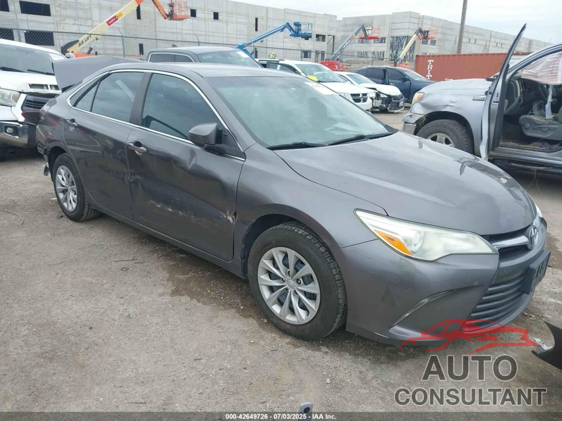 TOYOTA CAMRY 2016 - 4T4BF1FK6GR558171