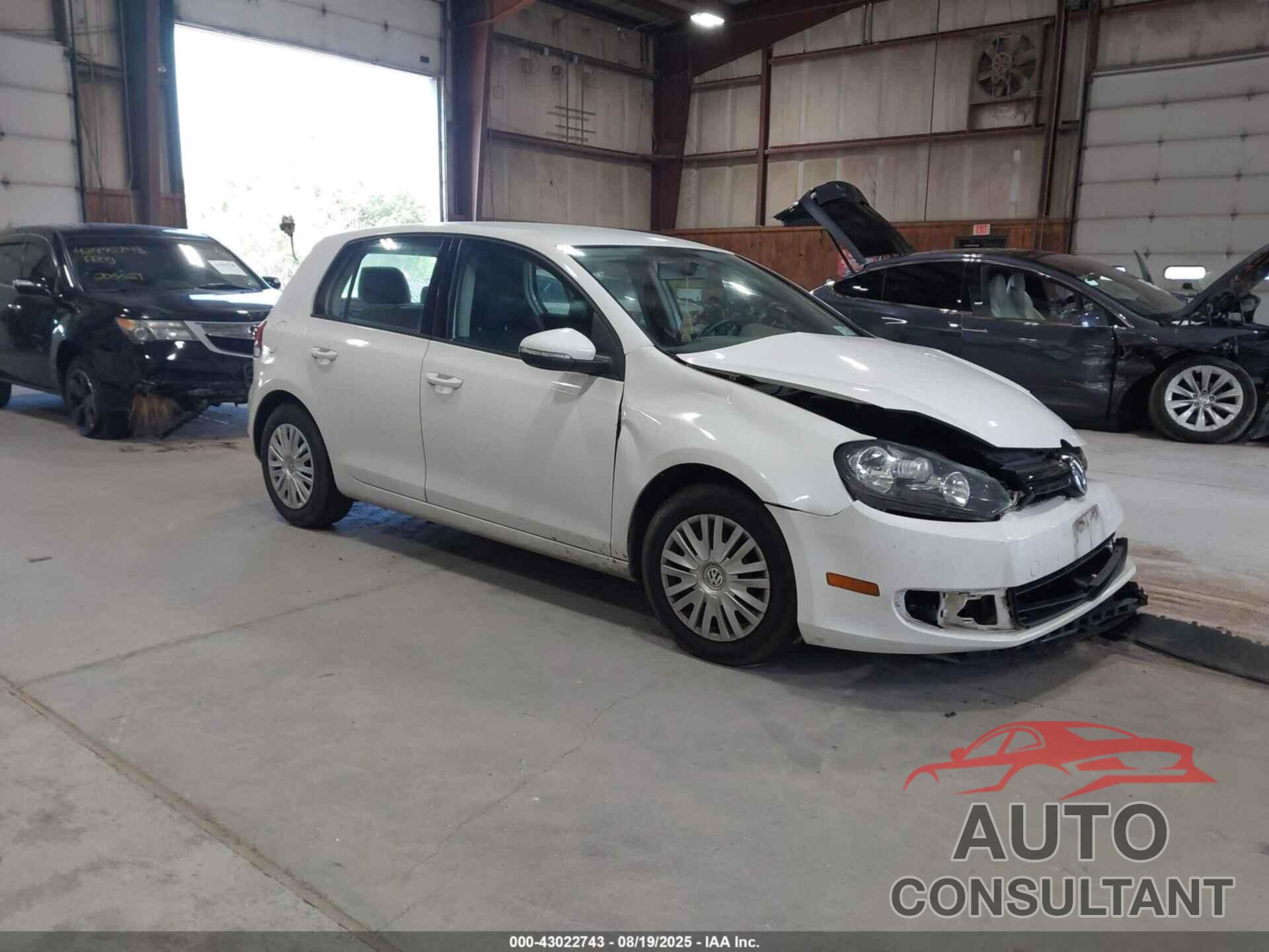 VOLKSWAGEN GOLF 2014 - WVWDB7AJ3EW008562