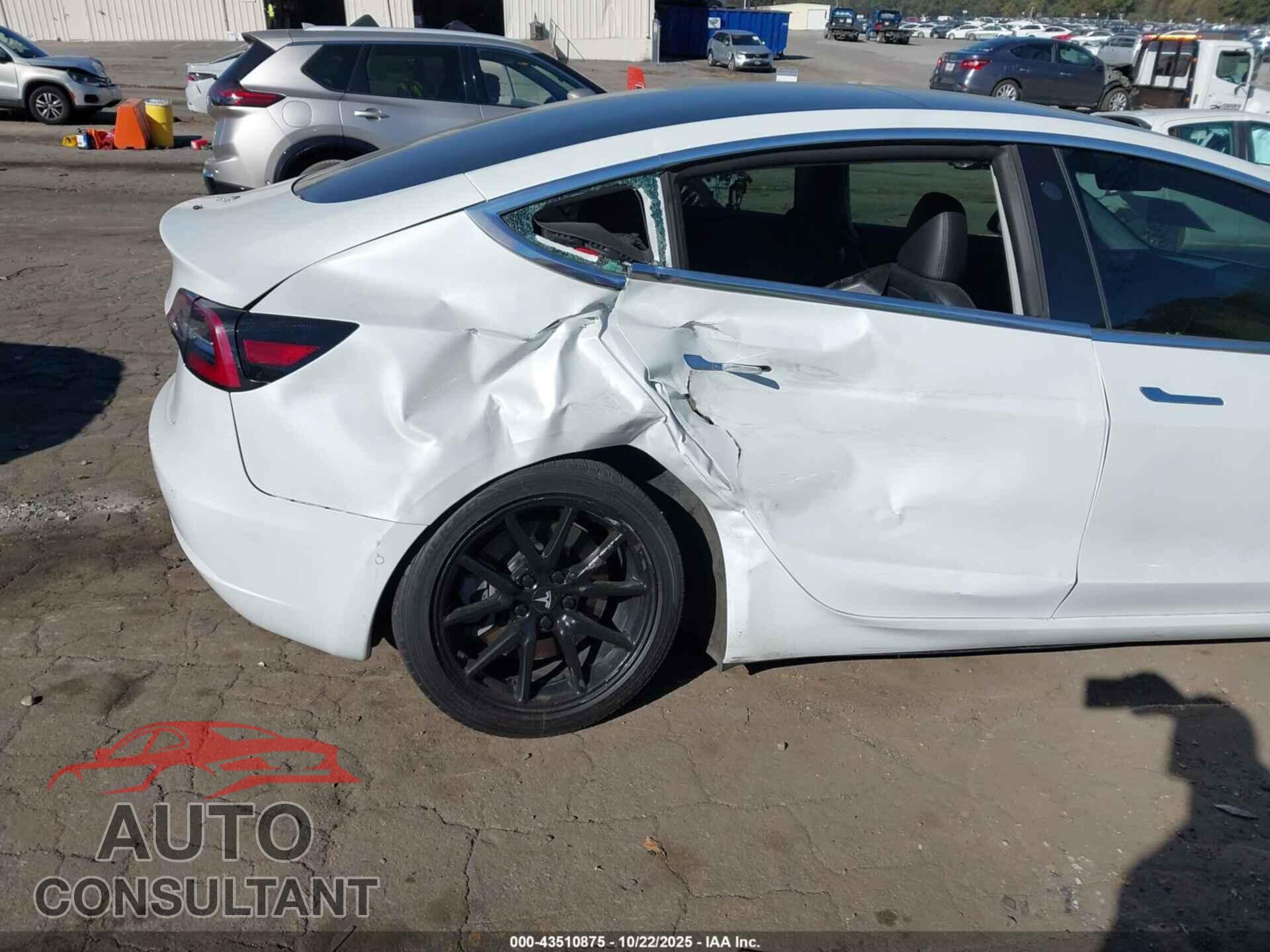 TESLA MODEL 3 2020 - 5YJ3E1EA3LF737656